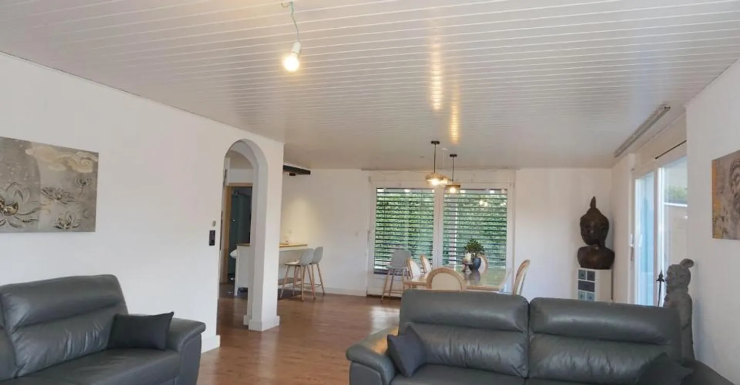 ARI-251 - Geräumige umweltfreundliche Familienvilla (PAC) in der begehrten Nachbarschaft - Foto 5 von 13