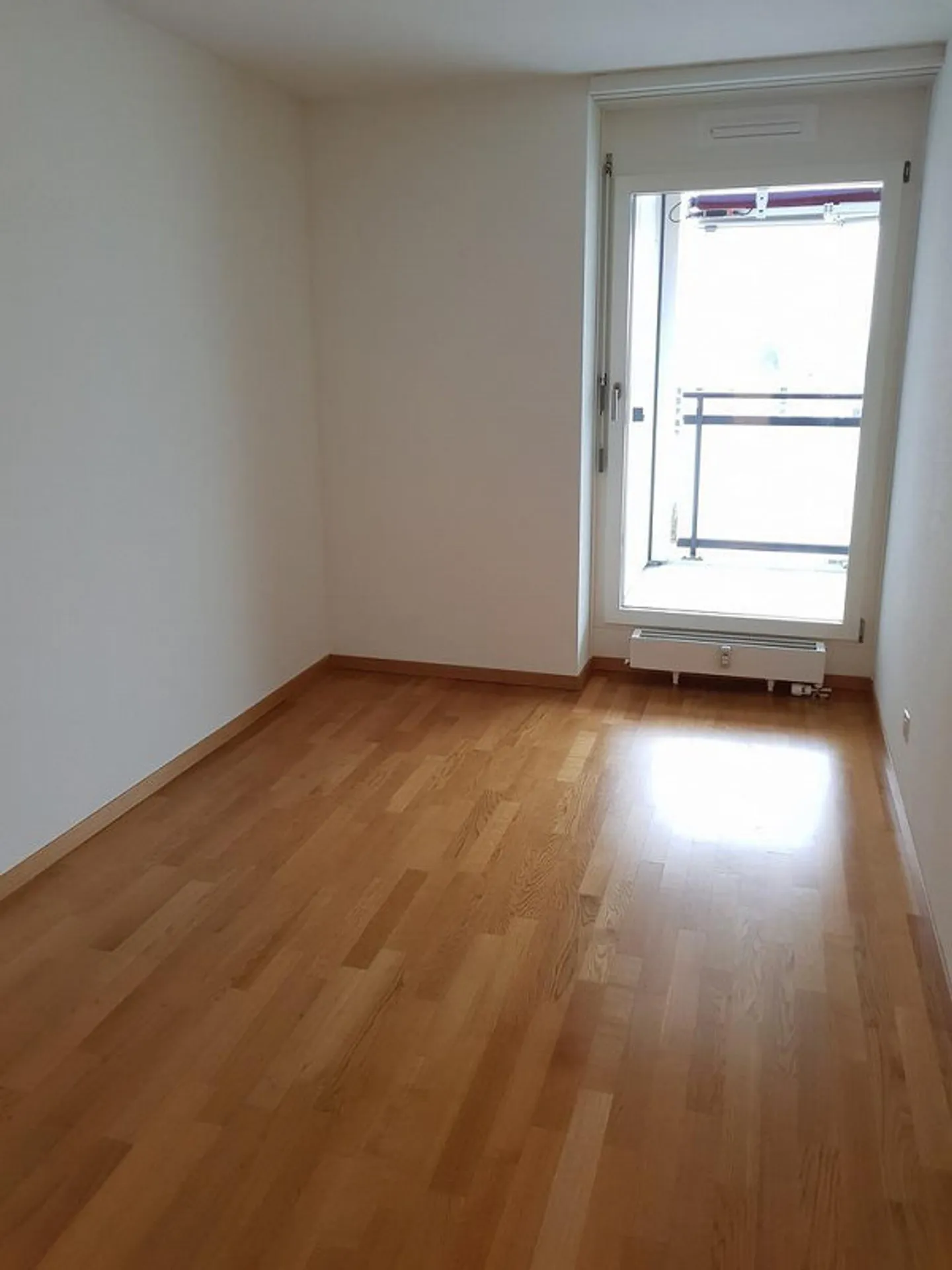 Modernes Apartment mit traumhafter Aussicht - Foto 7 von 11