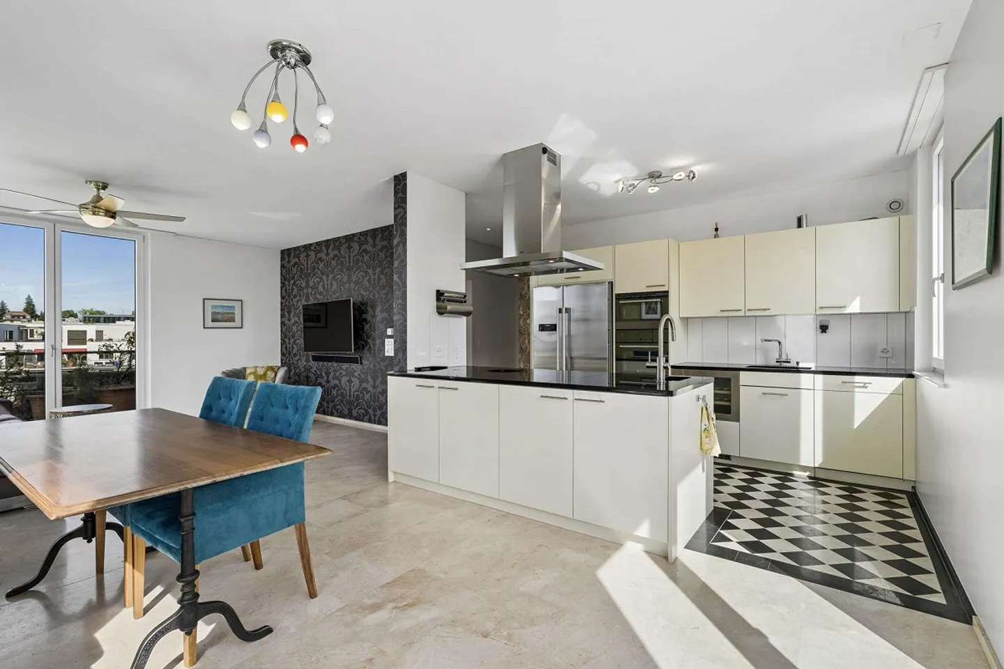 Appartement en attique 3,5 pièces avec terrasse de 117 m2 à Wallisellen - Photo 7 sur 14
