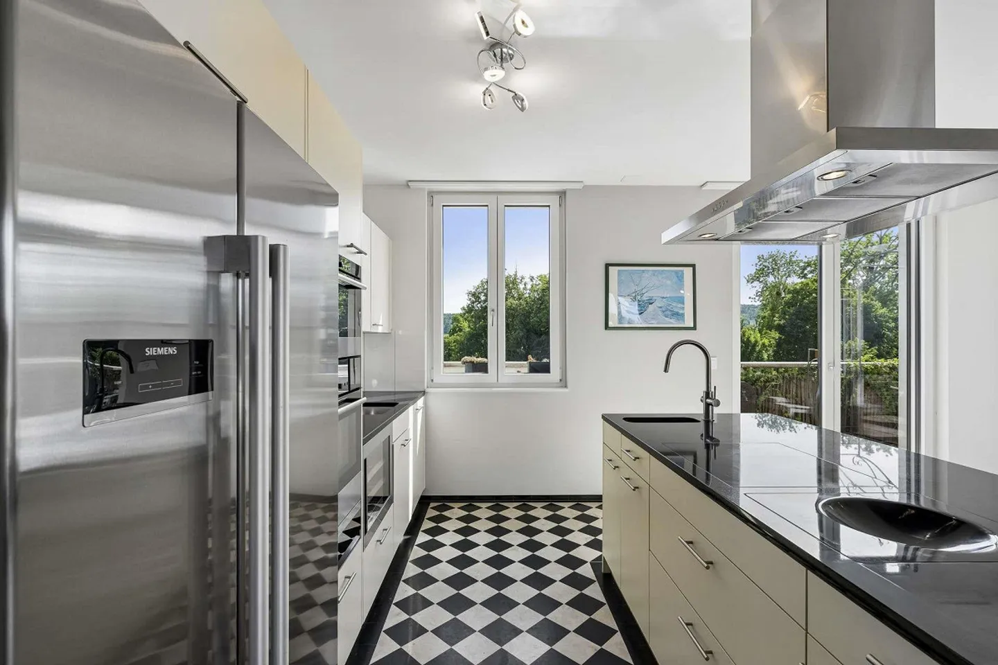 Appartement en attique 3,5 pièces avec terrasse de 117 m2 à Wallisellen - Photo 8 sur 14