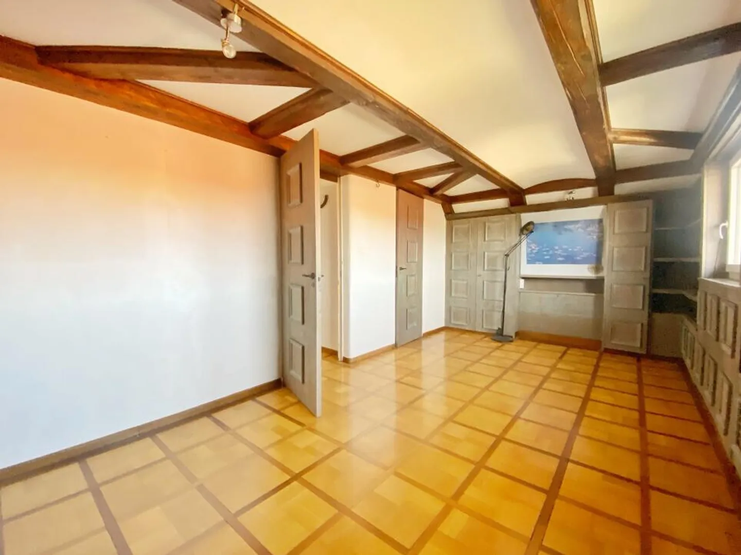 Beaux espaces et accès pratique. - Photo 12 sur 13