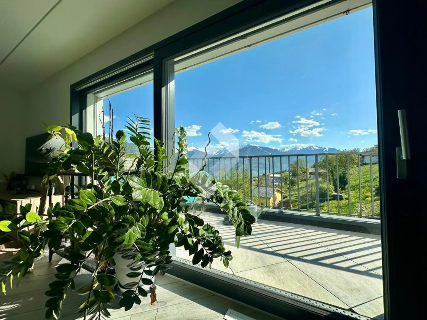 Magnificent architect-designed villa - exceptional location - Photo 2 of 13