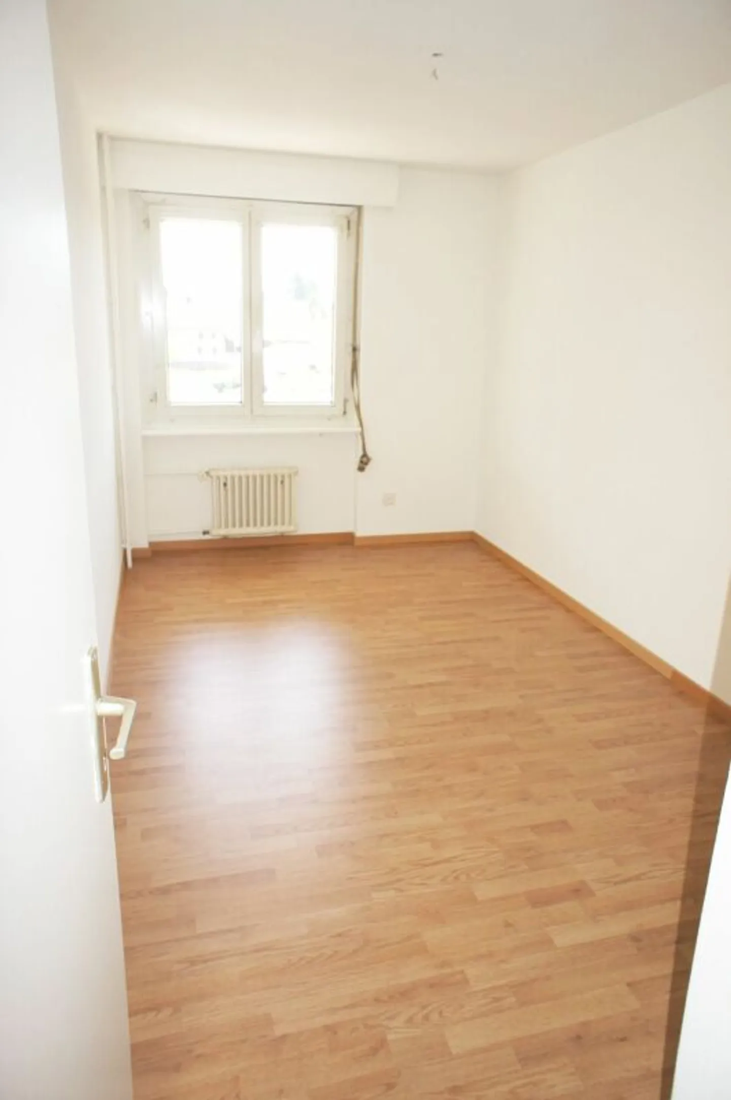 Appartement ensoleillé avec balcon - Photo 4 sur 9
