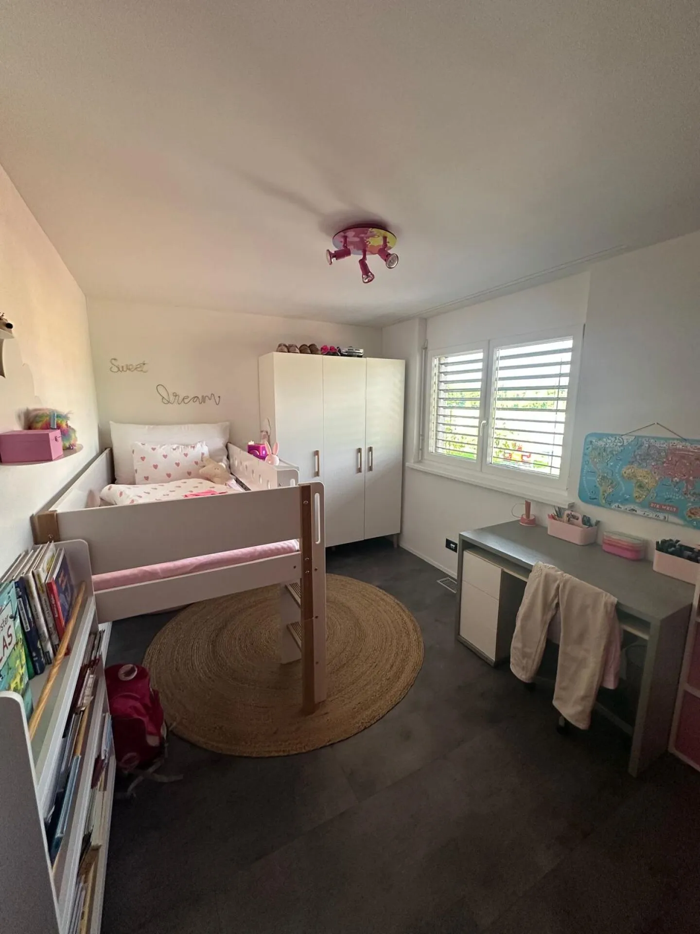 Moderna casa unifamiliare di 6,5 stanze con appartamento di 2,5 stanze (ufficio/commerciale) - Foto 7 di 14