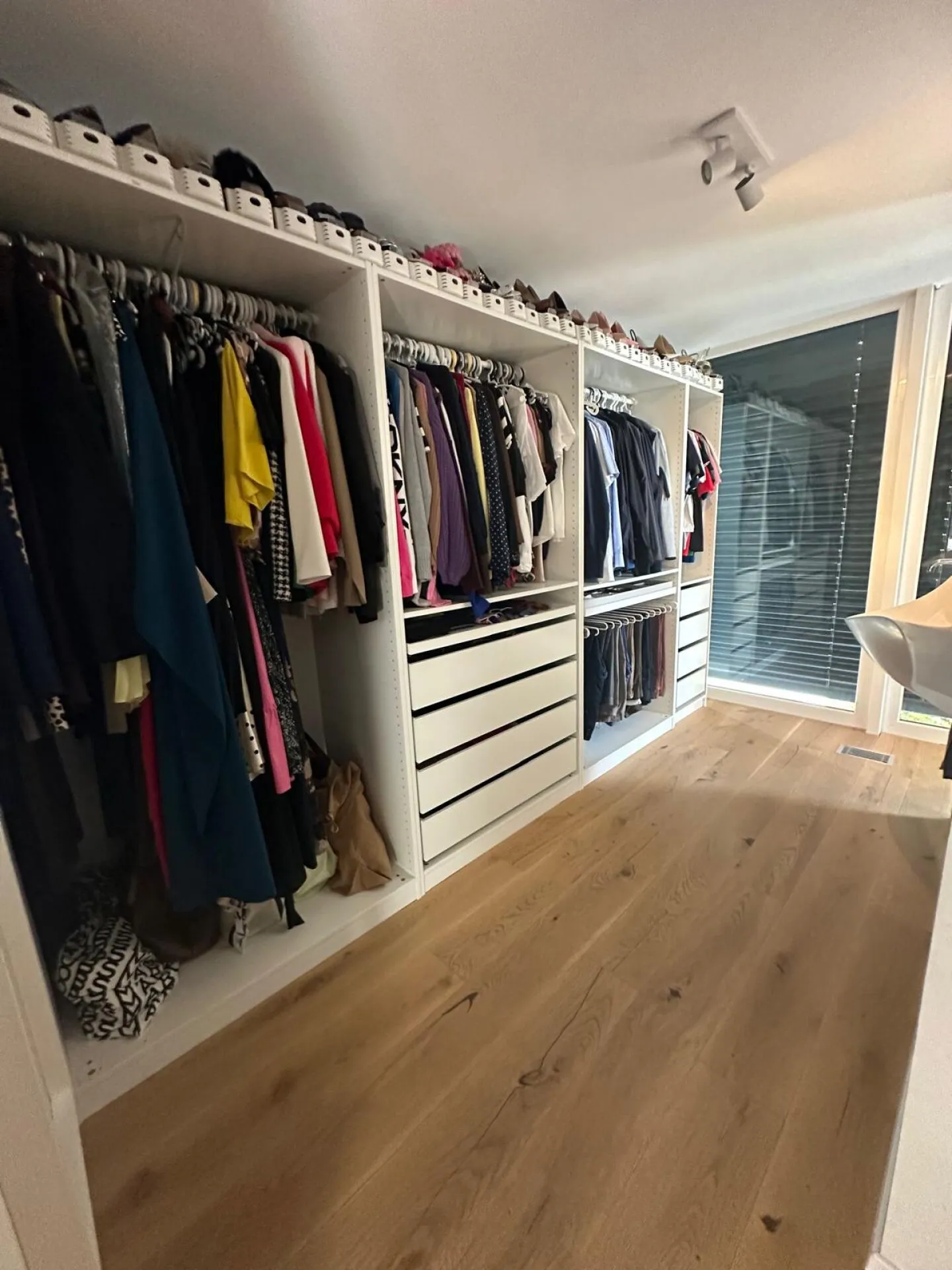 Moderna casa unifamiliare di 6,5 stanze con appartamento di 2,5 stanze (ufficio/commerciale) - Foto 12 di 14