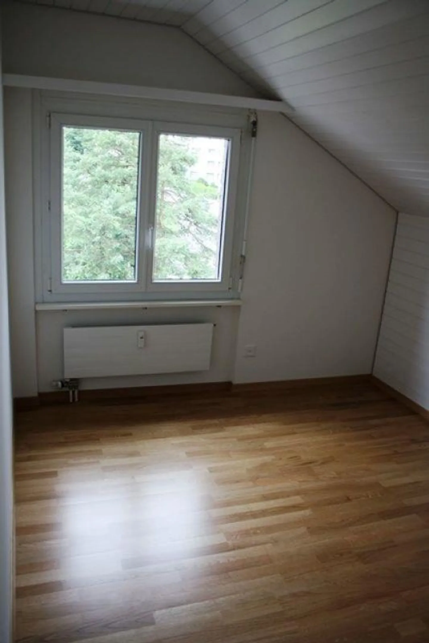 Gemütliche Dachwohnung mit Kaminofen - Foto 13 von 14