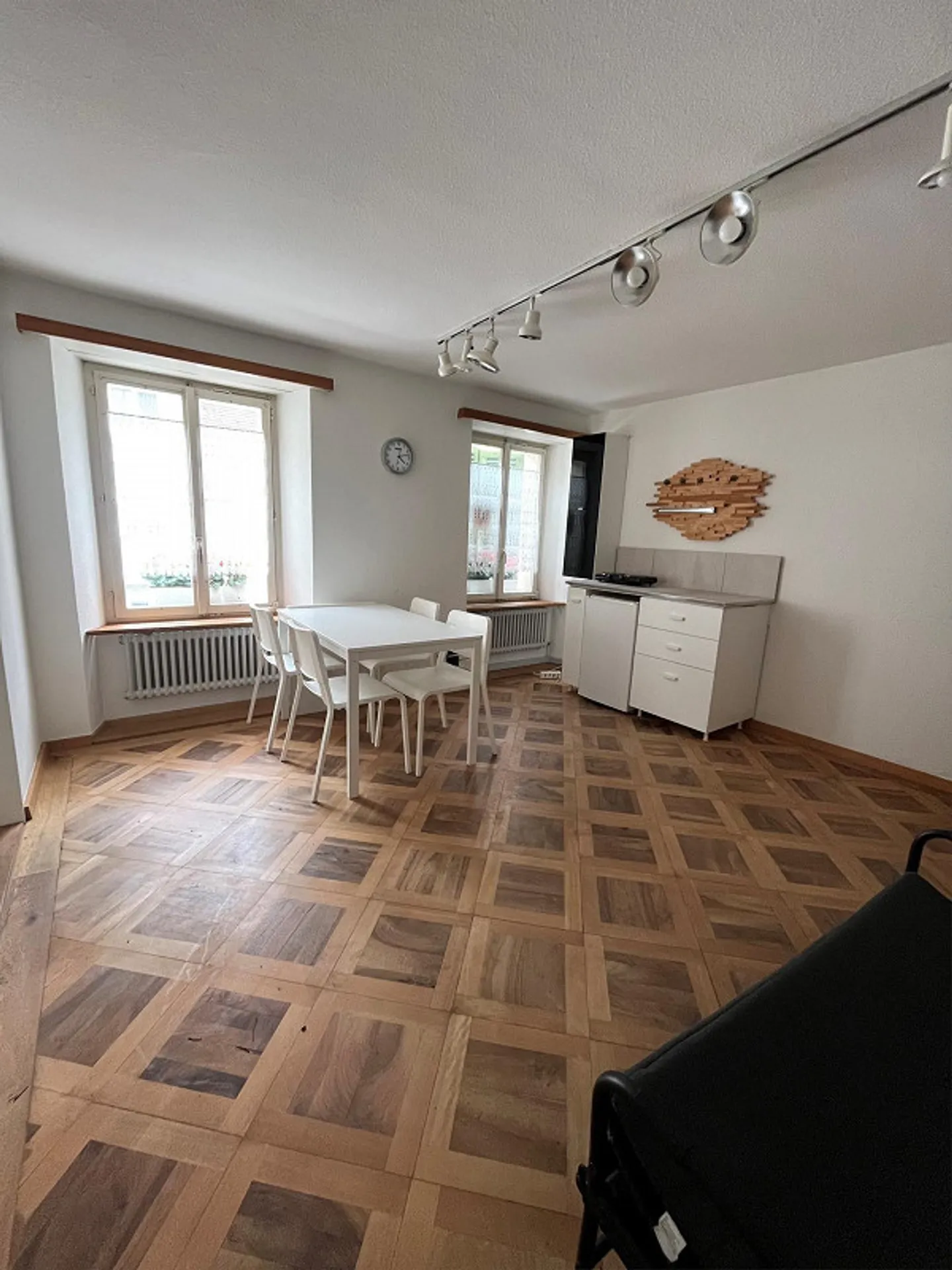 2 furnished rooms for rent in the town center - Photo 3 of 7