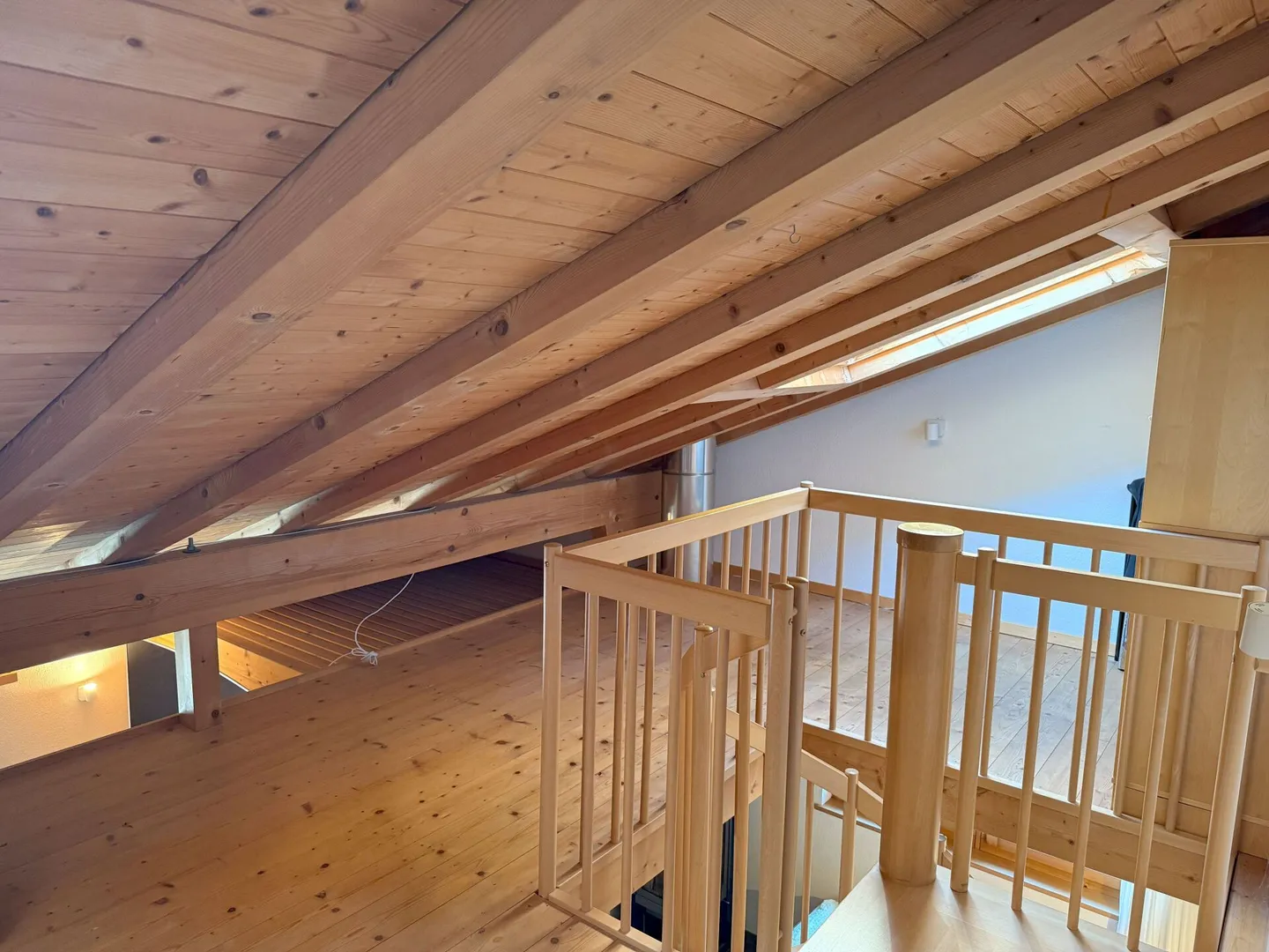 Immeuble résidentiel et commercial en emplacement central - Photo 22 sur 30