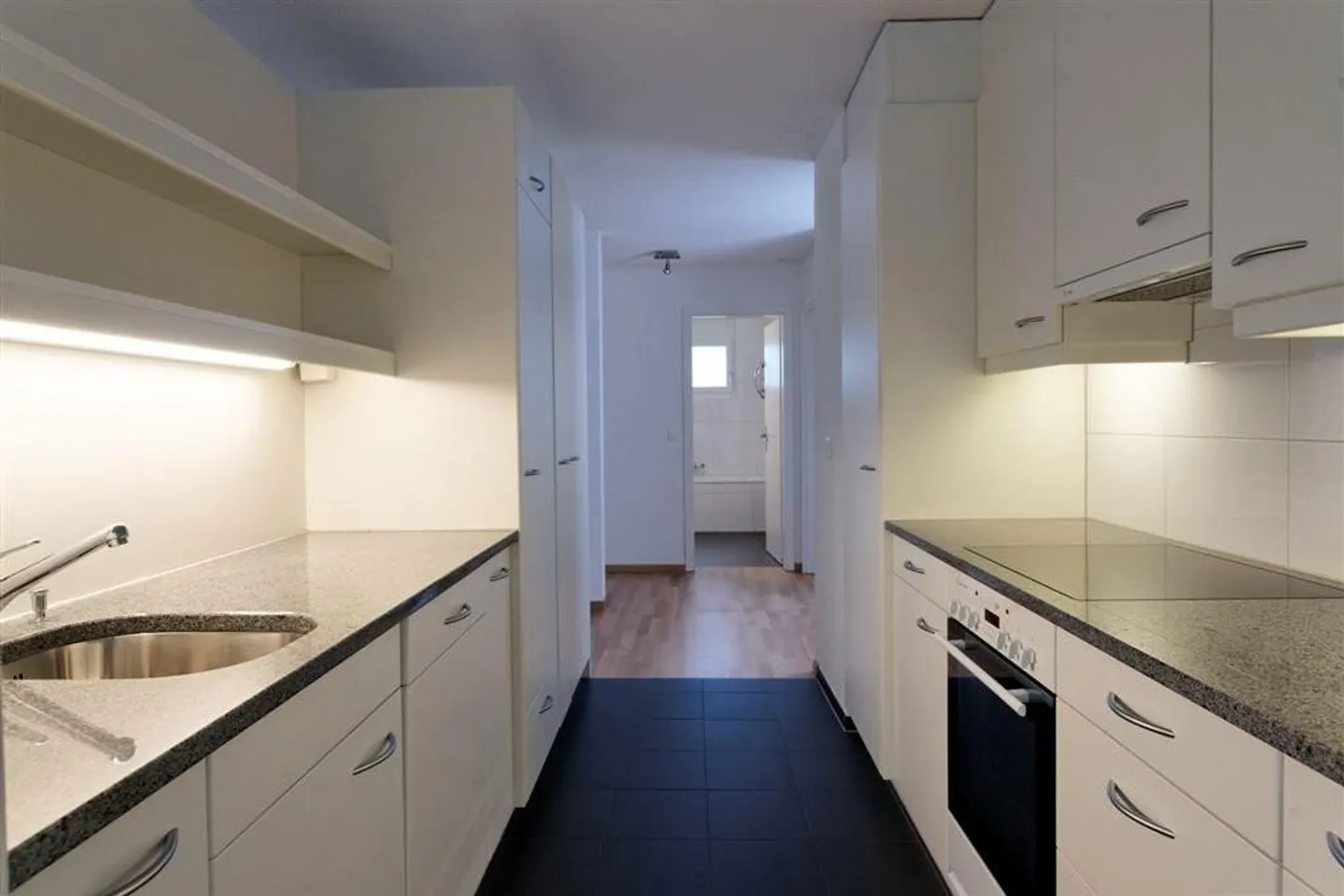 Blumenrain : appartement moderne et spacieux de 4,5 pièces - Photo 8 sur 11