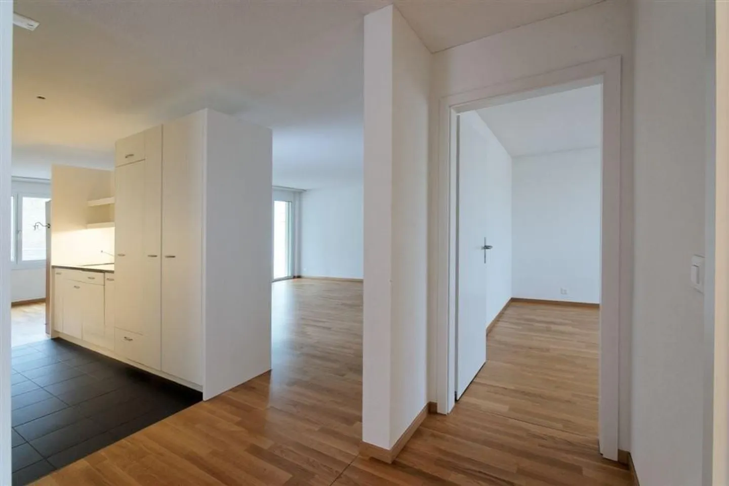 Blumenrain : appartement moderne et spacieux de 4,5 pièces - Photo 9 sur 11