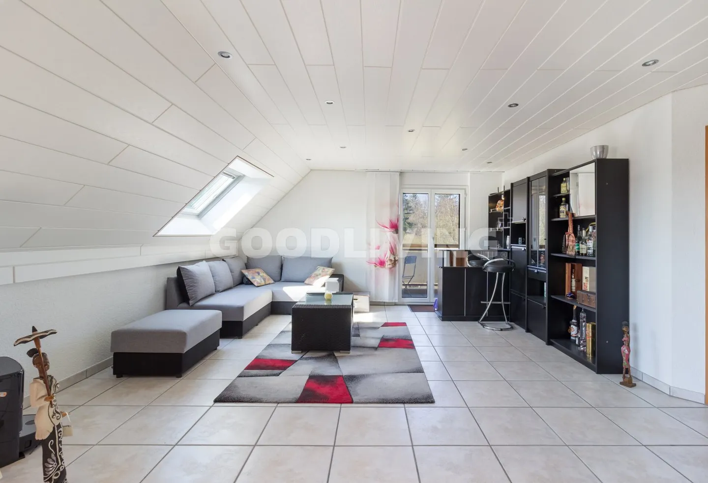 Maisonette mit Galerie und Licht / Duplex avec galerie et espaces lumineux - Foto 2 von 11