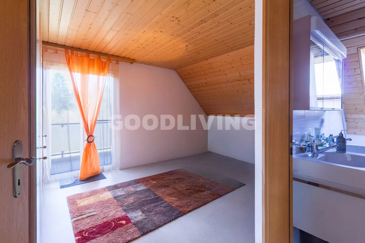 Maisonette mit Galerie und Licht / Duplex avec galerie et espaces lumineux - Foto 8 von 11