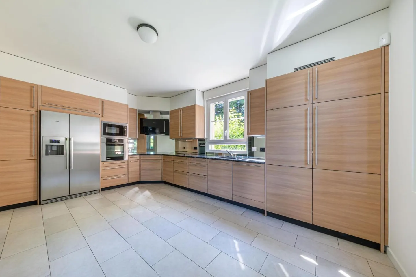 6-Zimmer-Wohnung - Foto 3 von 13