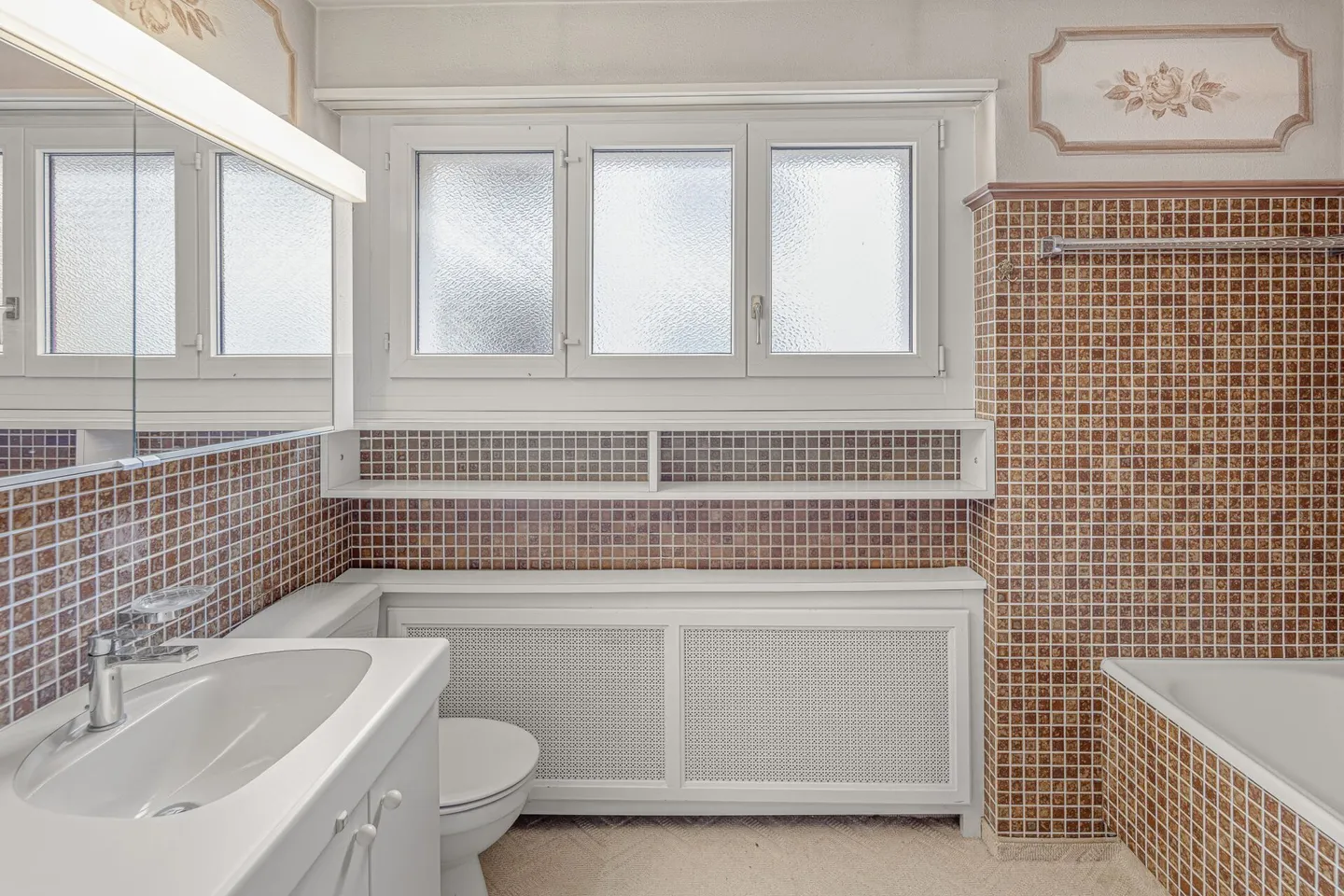 Weitblick über Rhein, Reben und Stadt - Foto 10 von 12