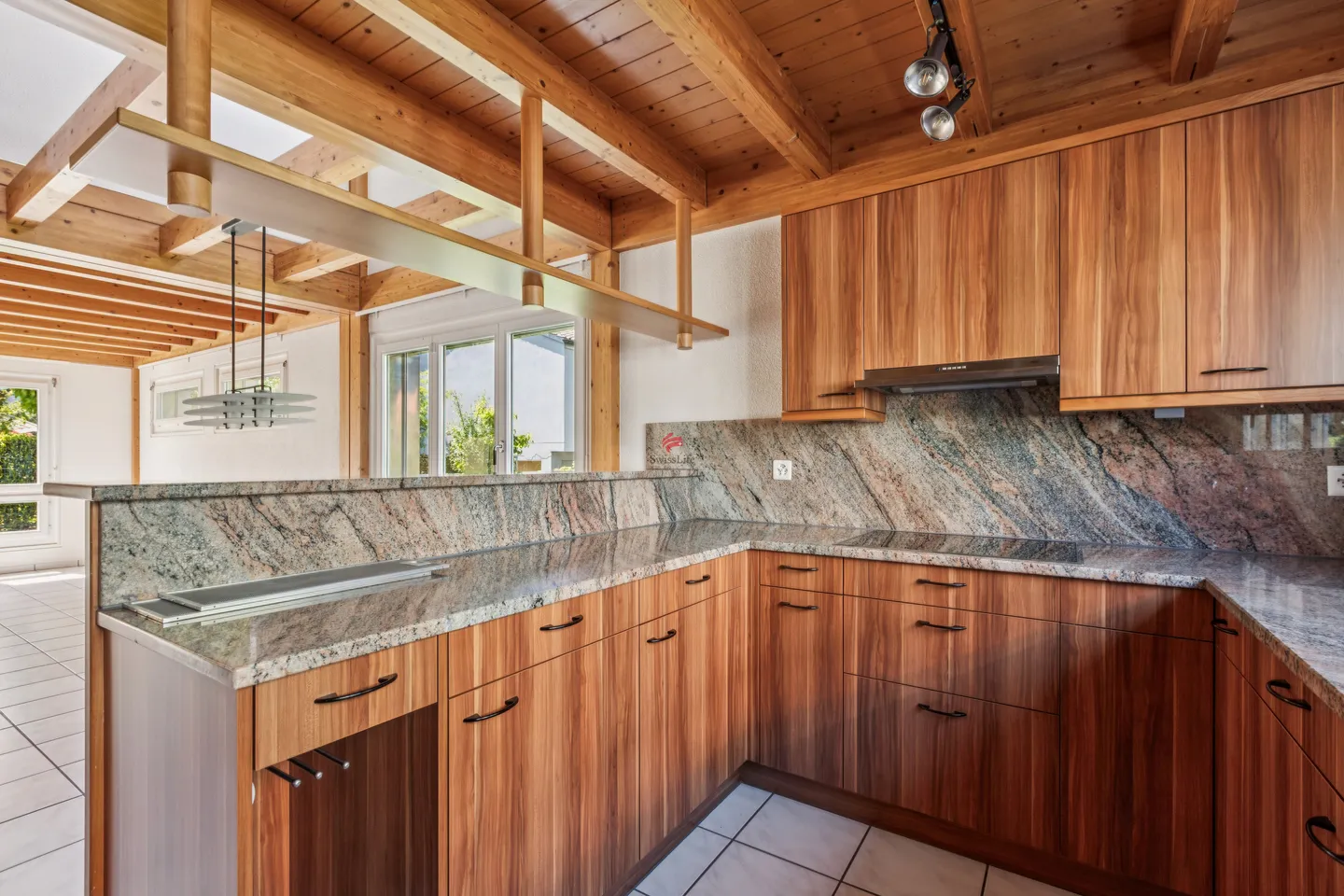 Family living space in a semi-detached house...in the best location - Photo 5 of 7