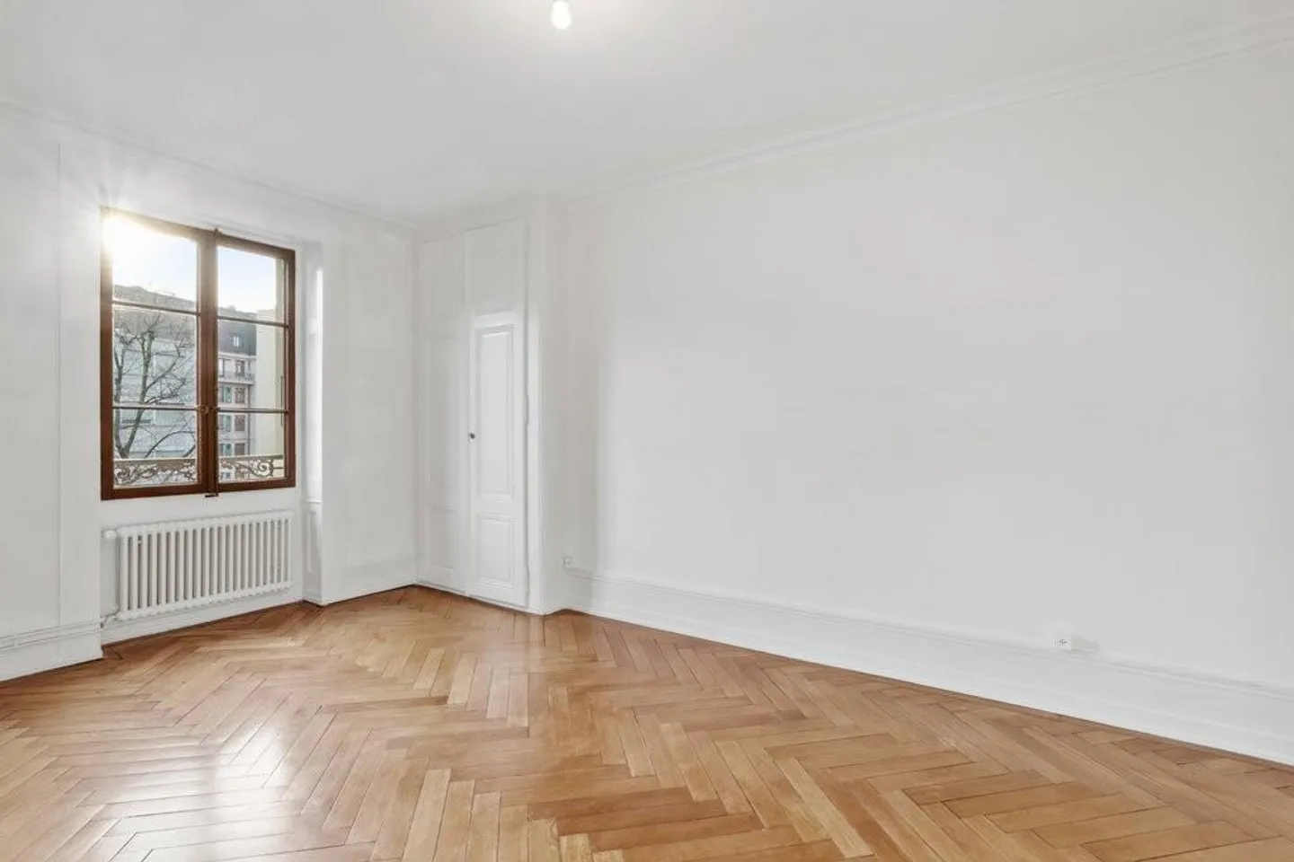 Appartement spacieux dans un cadre verdoyant - Photo 8 sur 12