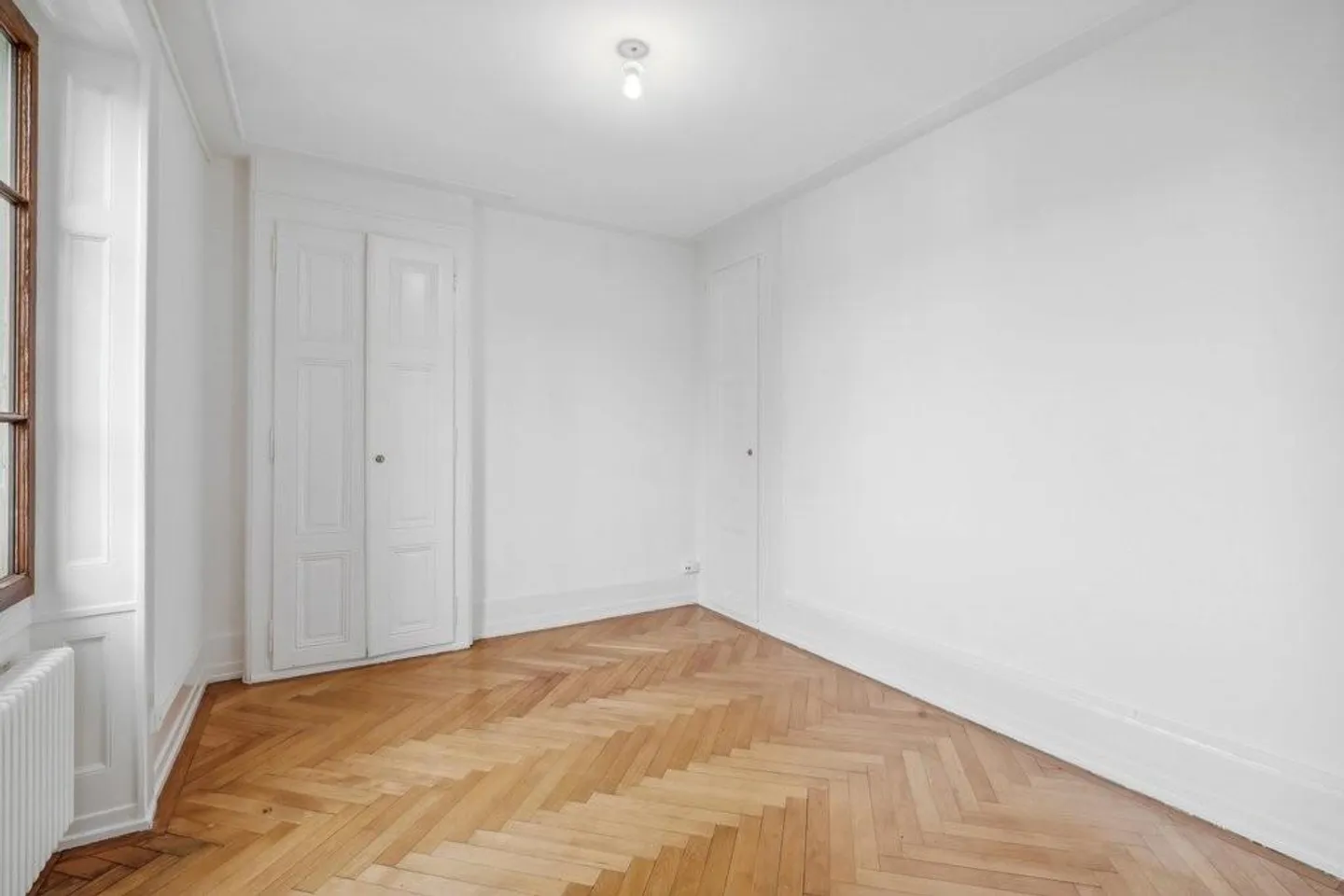 Appartement spacieux dans un cadre verdoyant - Photo 9 sur 12