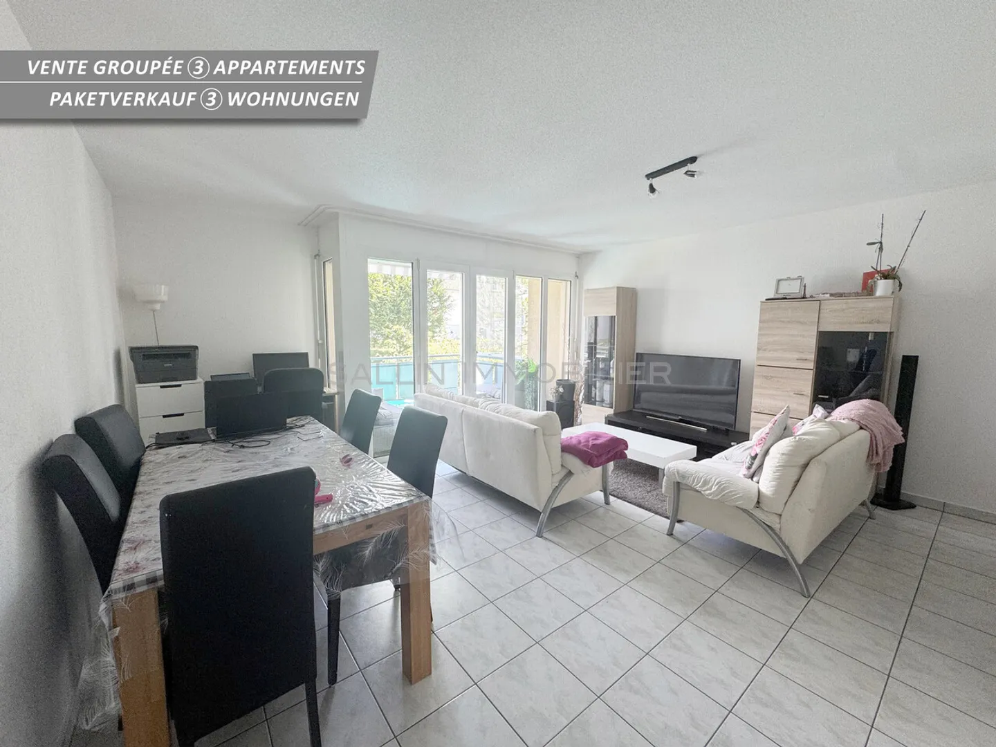 Vente de 3 appartements, 2x 5 pièces et  4 pces + 3 place de parc int. - Photo 3 sur 12
