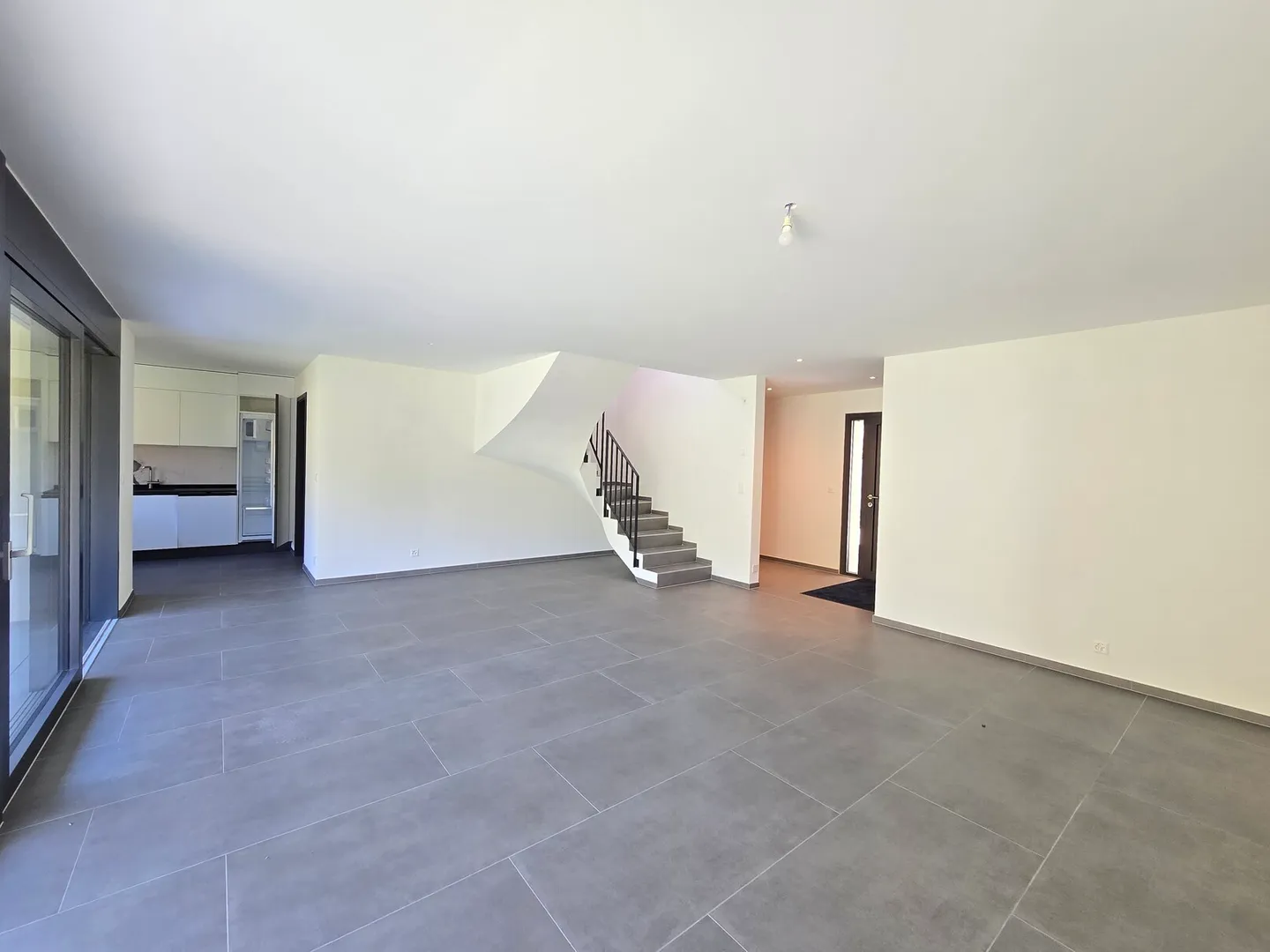 New Villa - 203 m2 and 845 m3 - Martigny - Ref. 10242567 - Photo 4 of 13