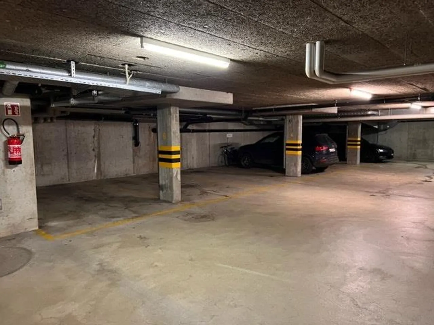Posto auto centrale nel garage sotterraneo - Foto 2 di 3