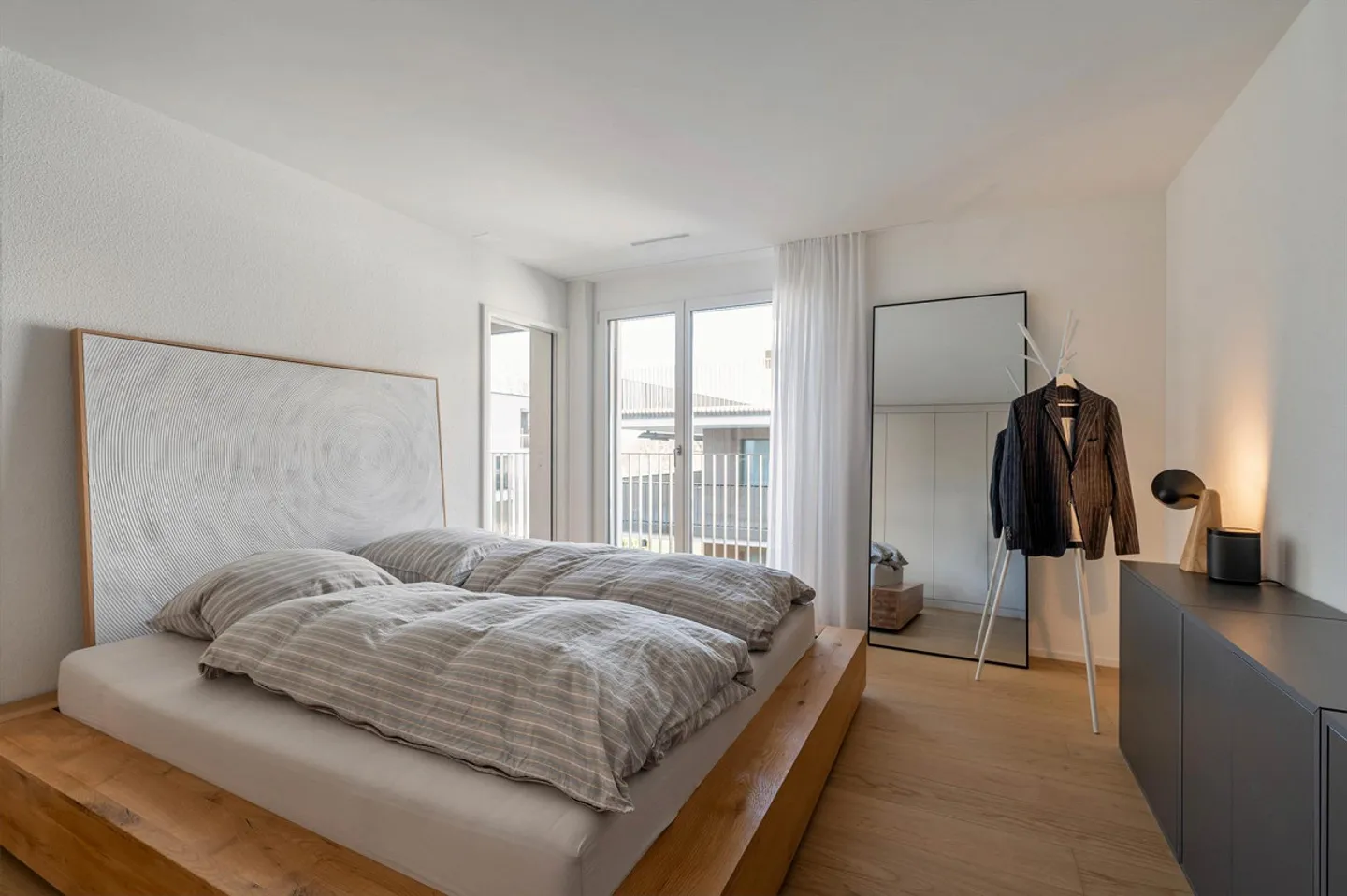 Vie contemporaine dans un endroit détendu - Photo 6 sur 10