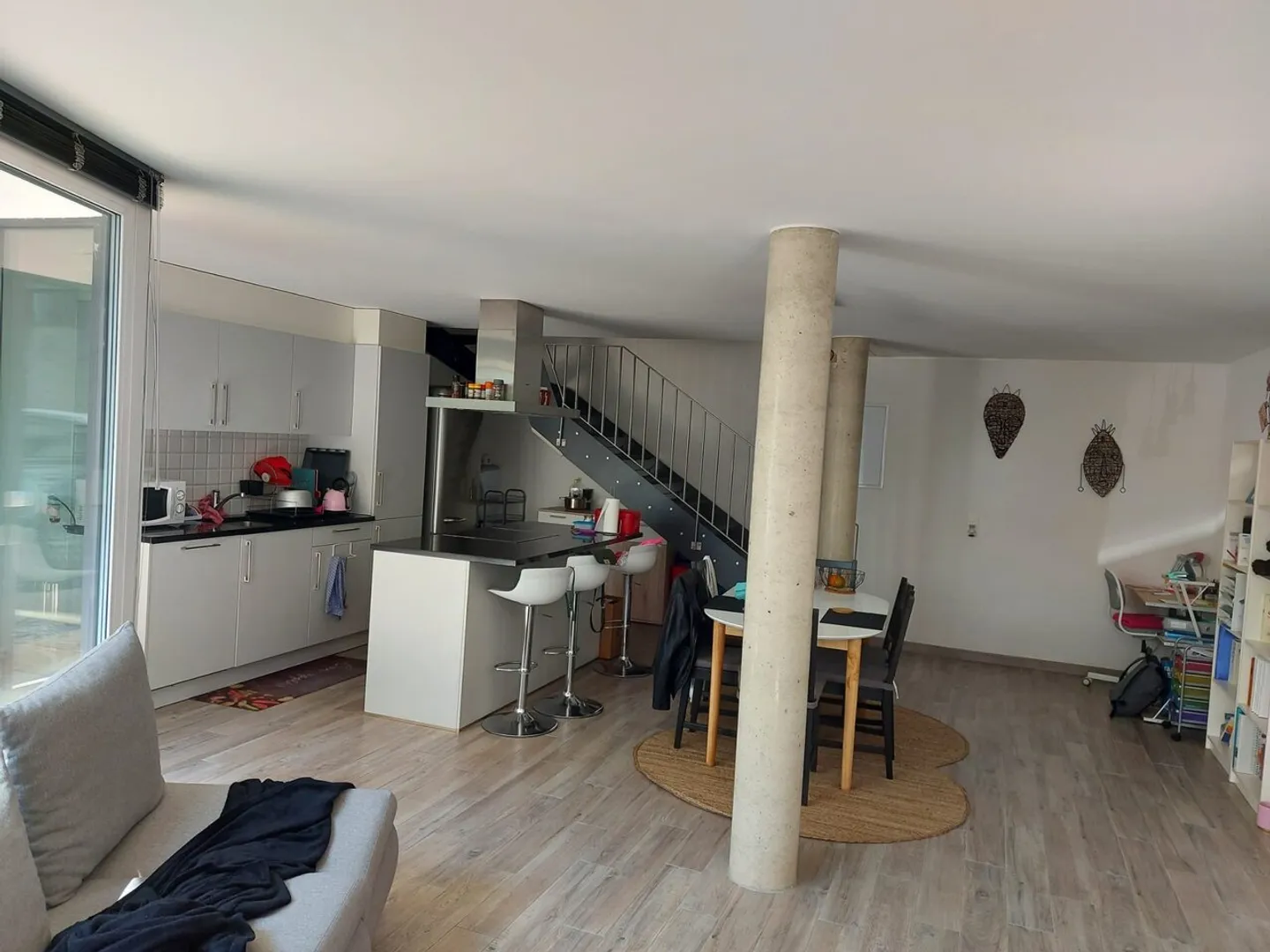 2.5-room duplex apartment - Photo 2 of 3