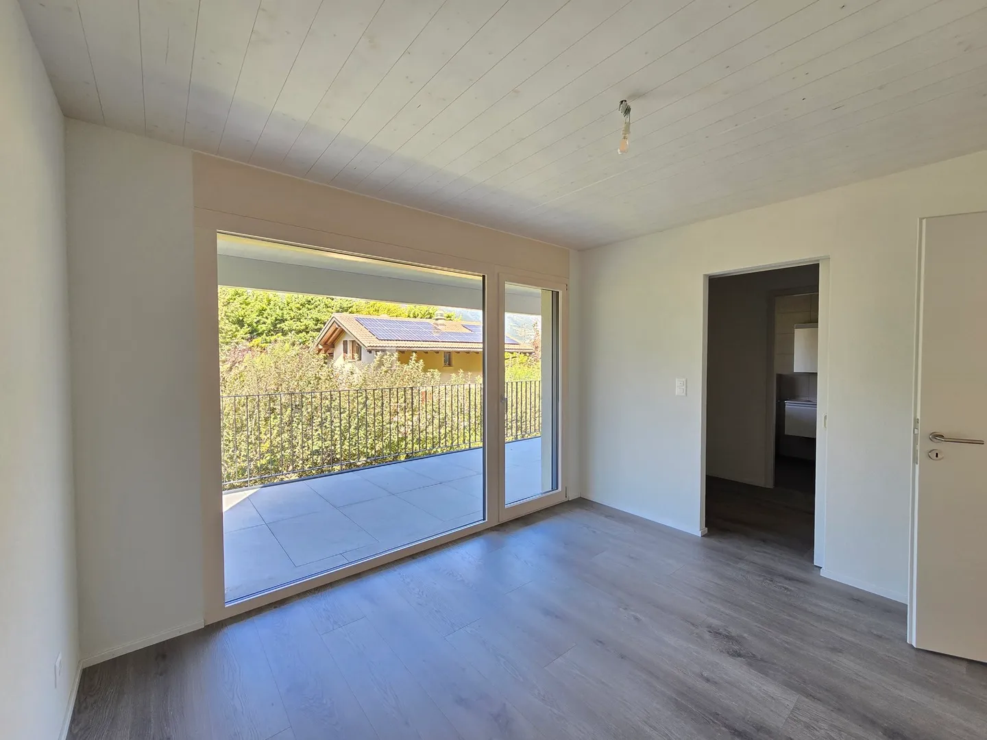 New Villa - 203 m2 and 845 m3 - Martigny - Ref. 10242567 - Photo 12 of 13