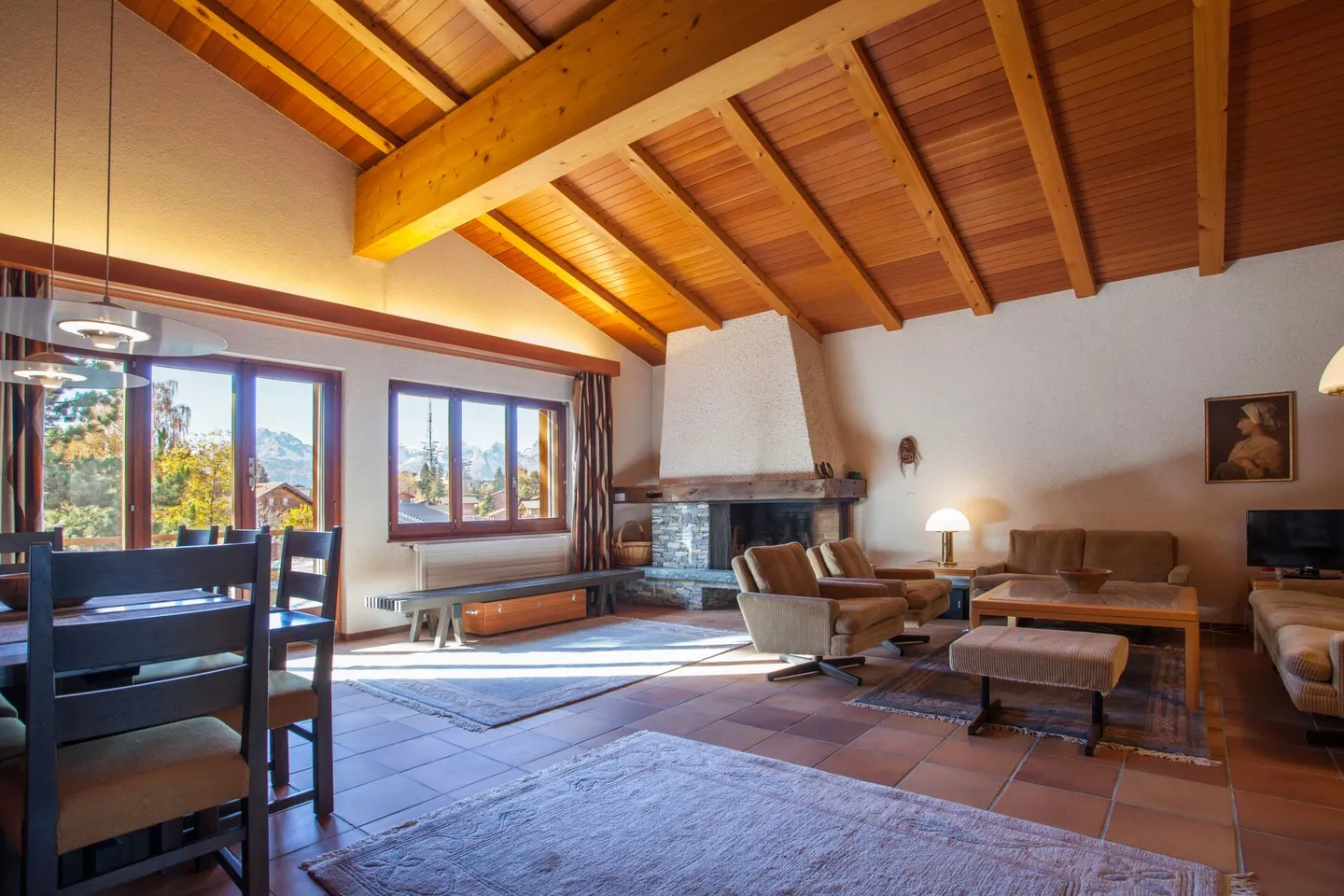 Chalet for sale - Photo 3 of 13