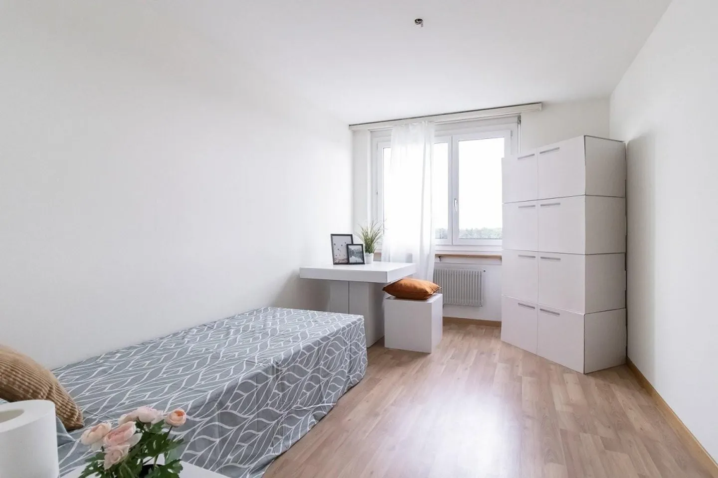 Bel appartement de 3.5 pièces avec balcon et environnement verdoyant - Photo 4 sur 10