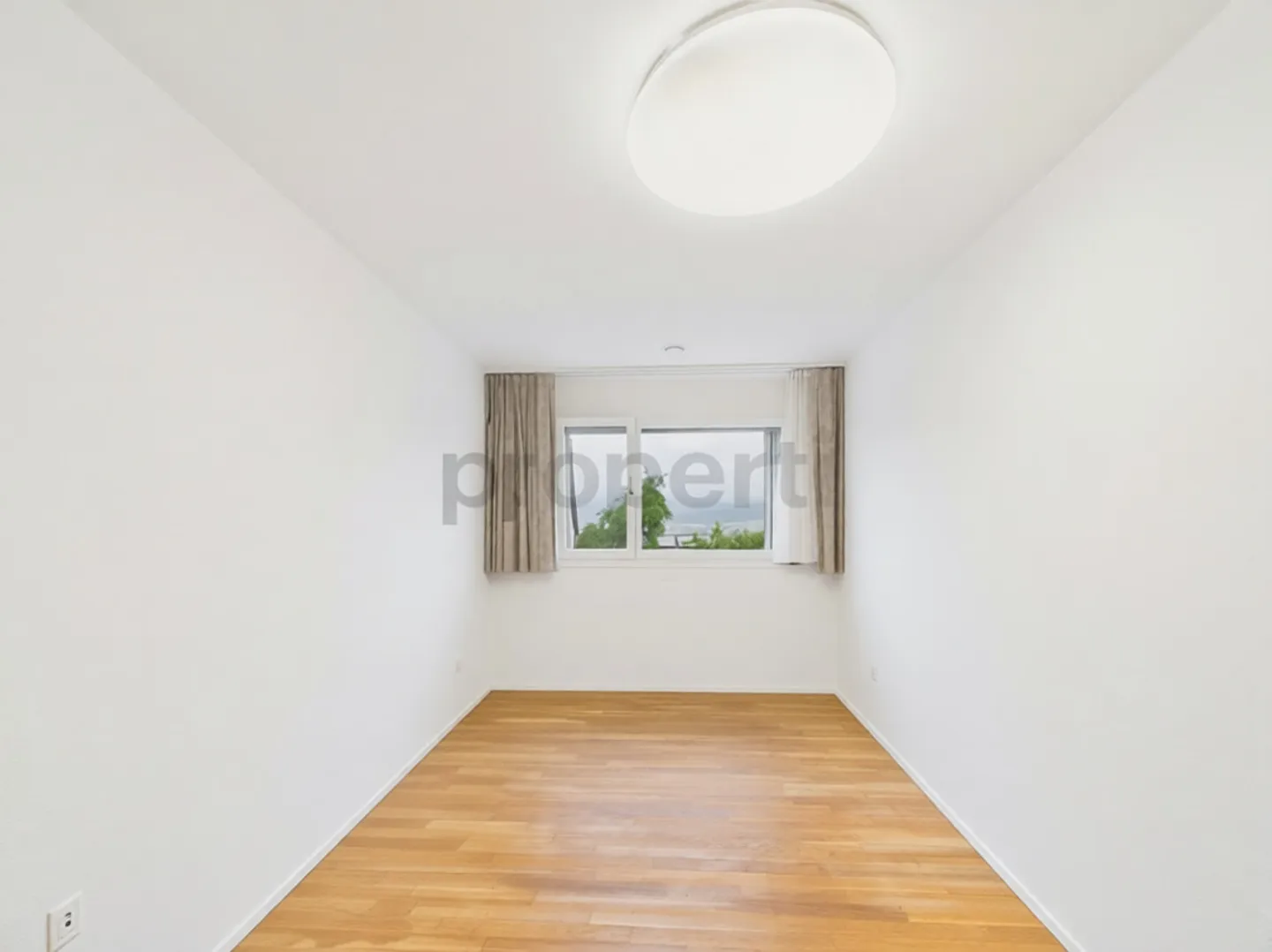 Casa a schiera moderna di 5,5 stanze con standard Minergie e garage, Hüttikon - Foto 7 di 13