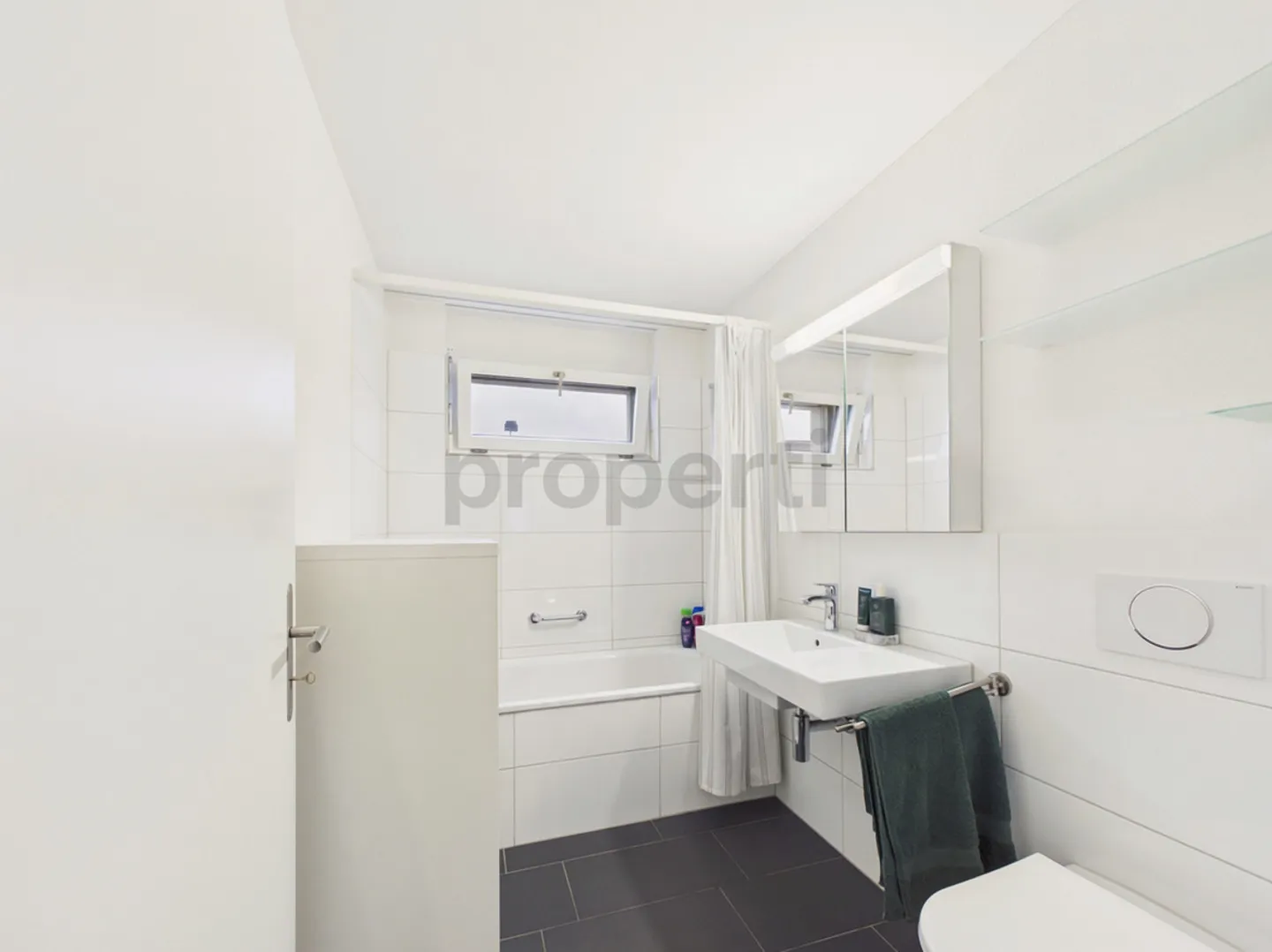 Casa a schiera moderna di 5,5 stanze con standard Minergie e garage, Hüttikon - Foto 11 di 13