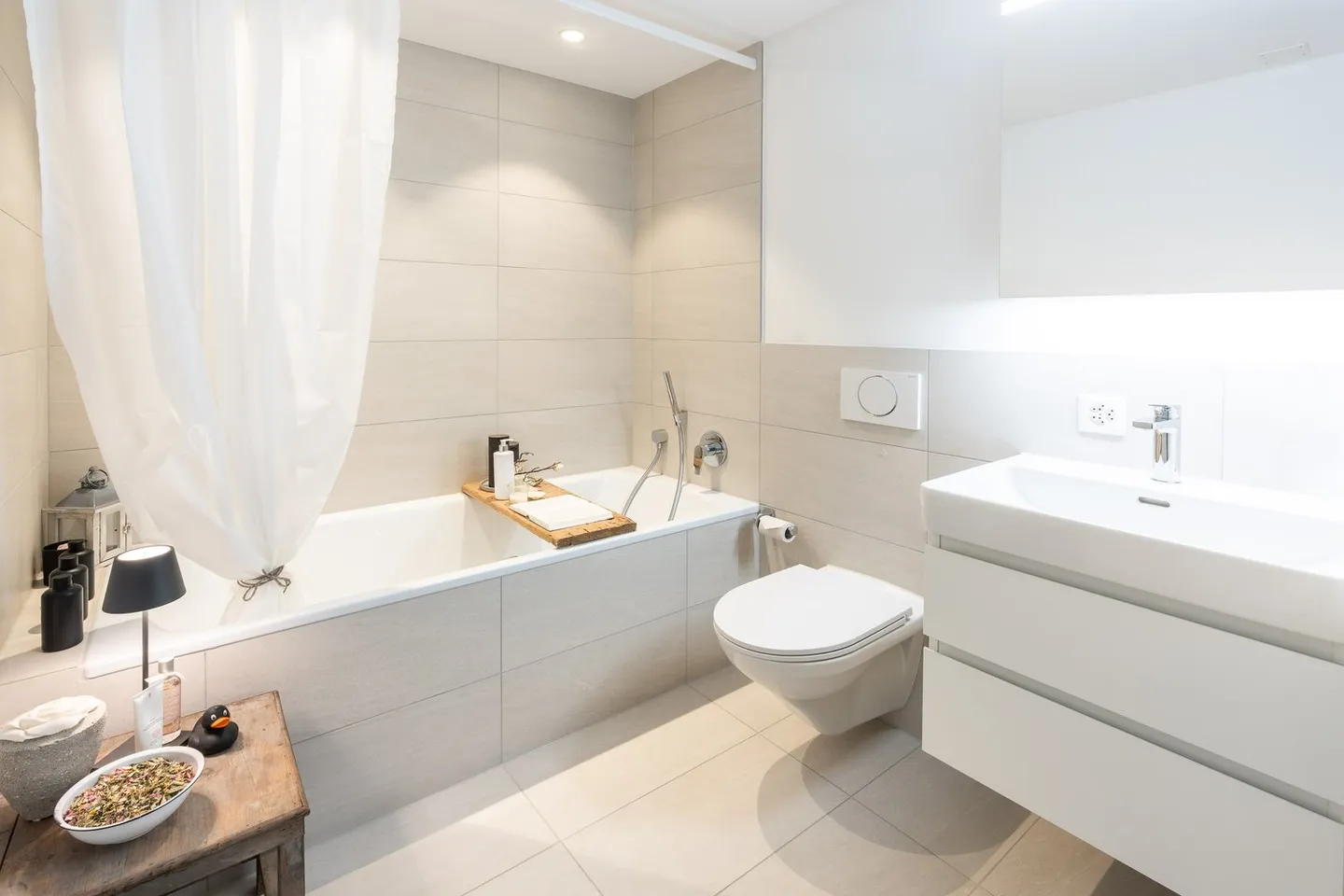 Traumhafte Attikawohnung mit grossem Aussenbereich in Holzbauweise - Photo 12 sur 21