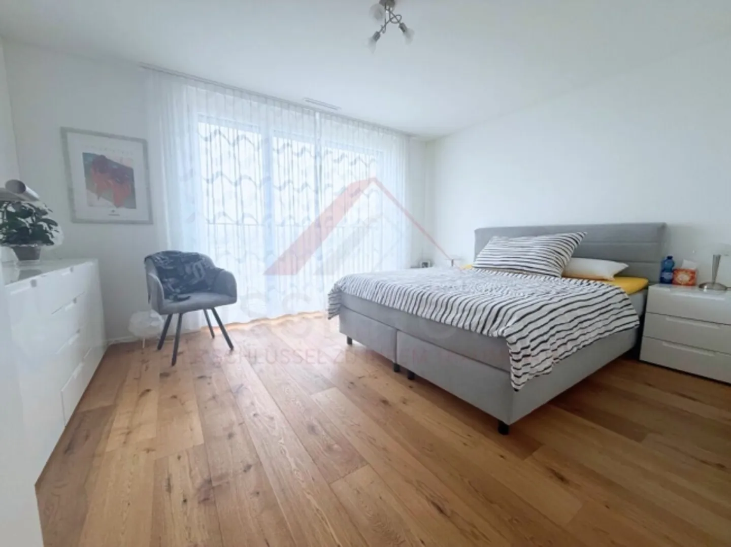 Stylish 3.5-Room Apartment with Balcony - Photo 6 of 10