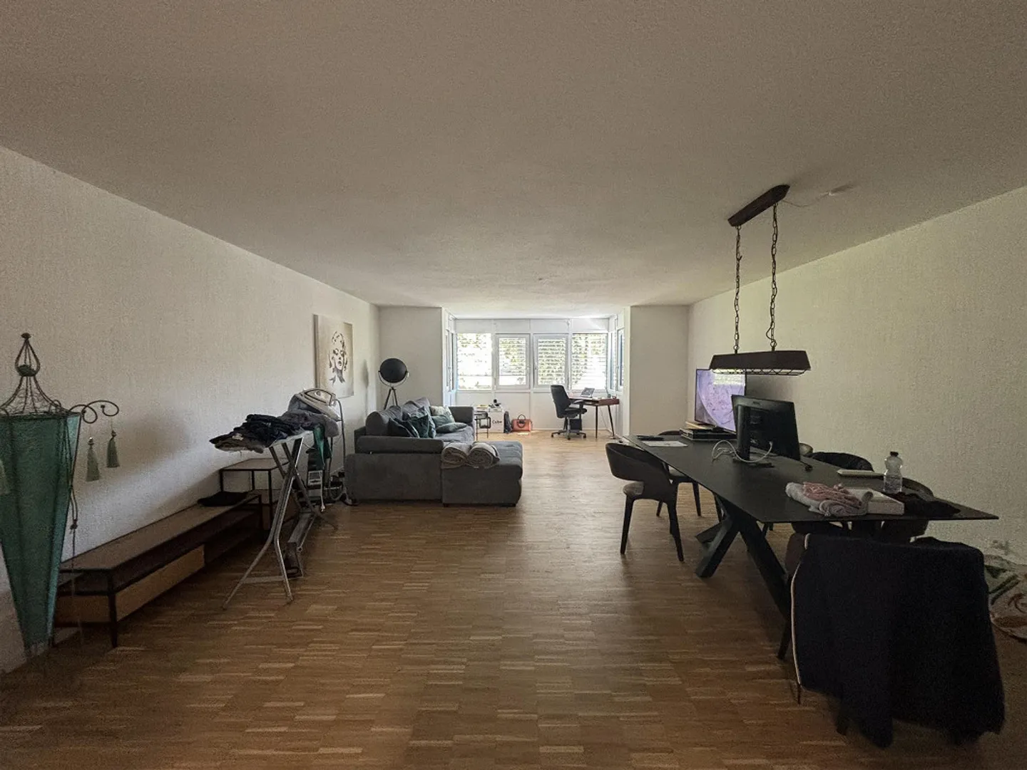 Appartamento luminoso e ristrutturato di 4,5 locali al 1° piano - Foto 4 di 12