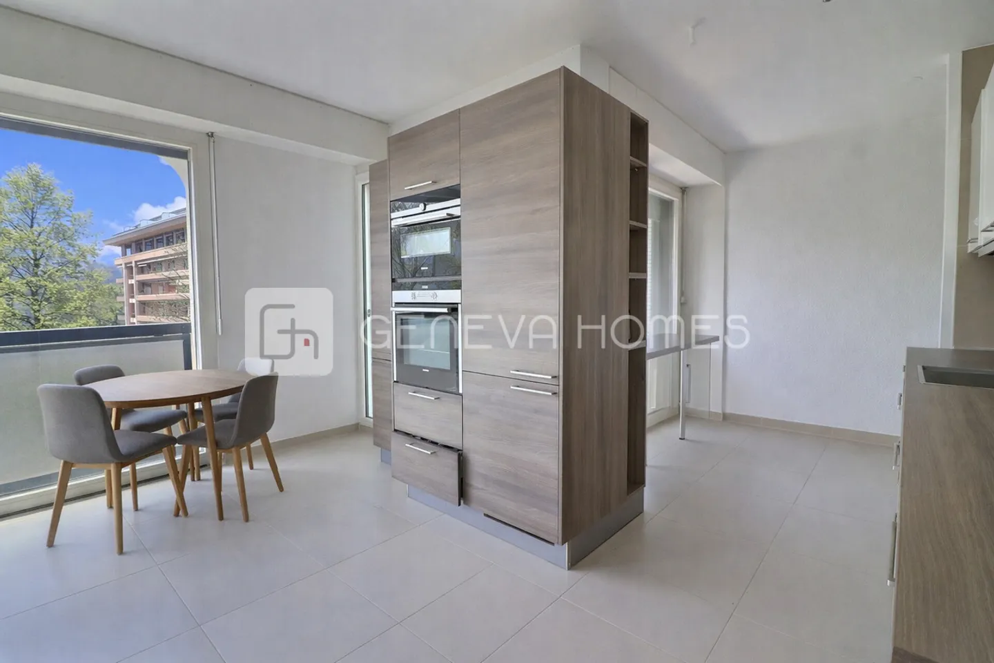 Geräumiges Apartment nahe der UN - Foto 4 von 7