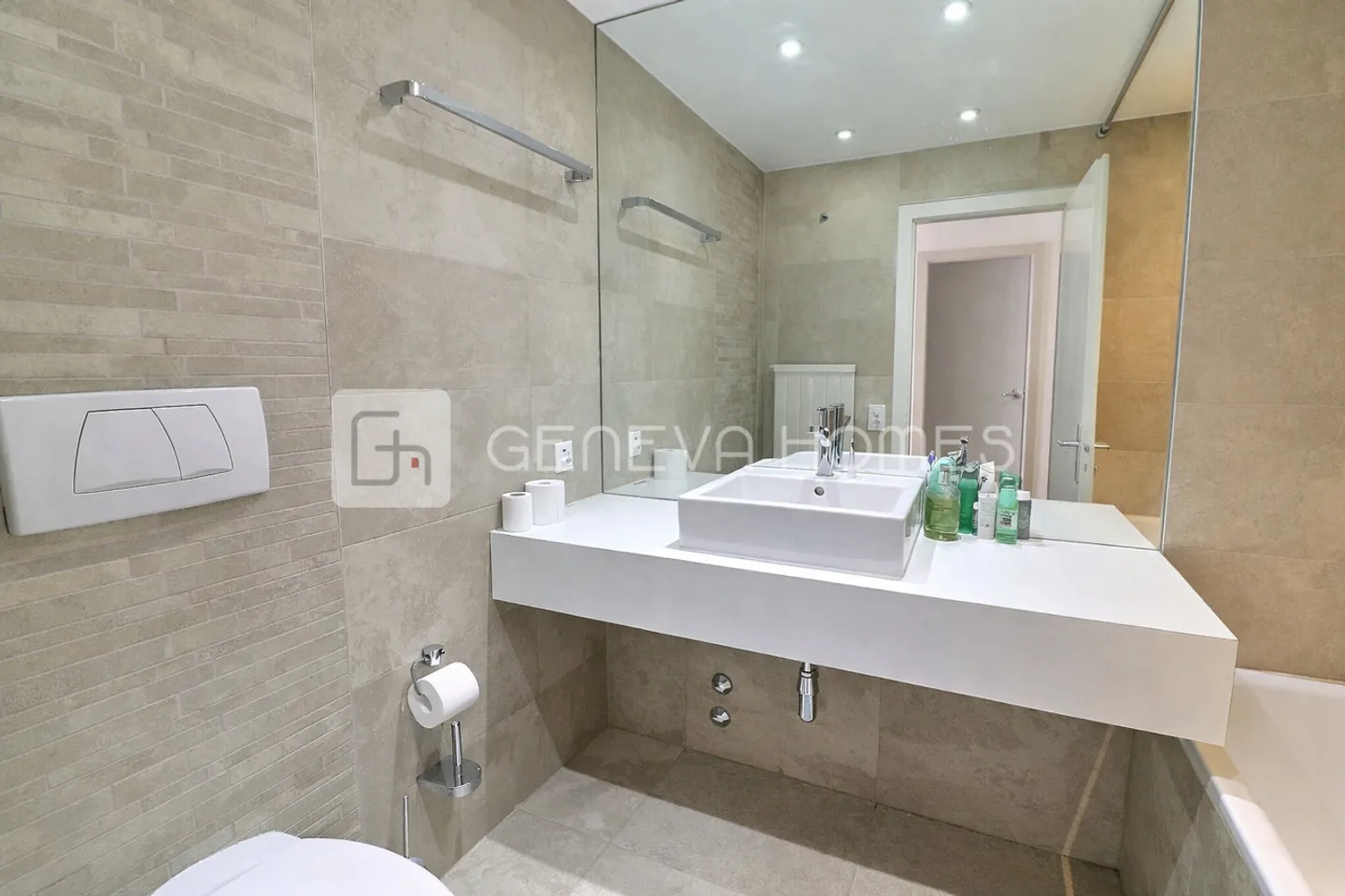 Geräumiges Apartment nahe der UN - Foto 6 von 7