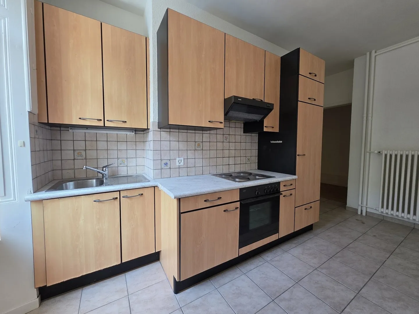 APPARTAMENTO SPAZIOSO DI 3 LOCALI DI 76M2 - Foto 1 di 7