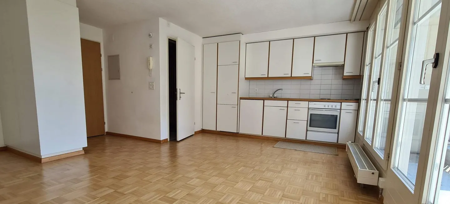 Charming 1.5-Room Apartment - Photo 2 of 5