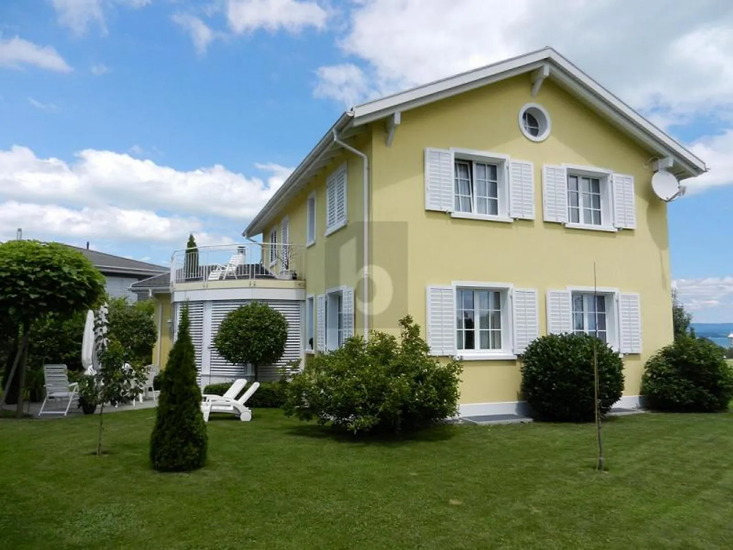 RÊVE DE VIE EXQUIS AVEC JARDIN LUXURIANT - Photo 1 sur 6
