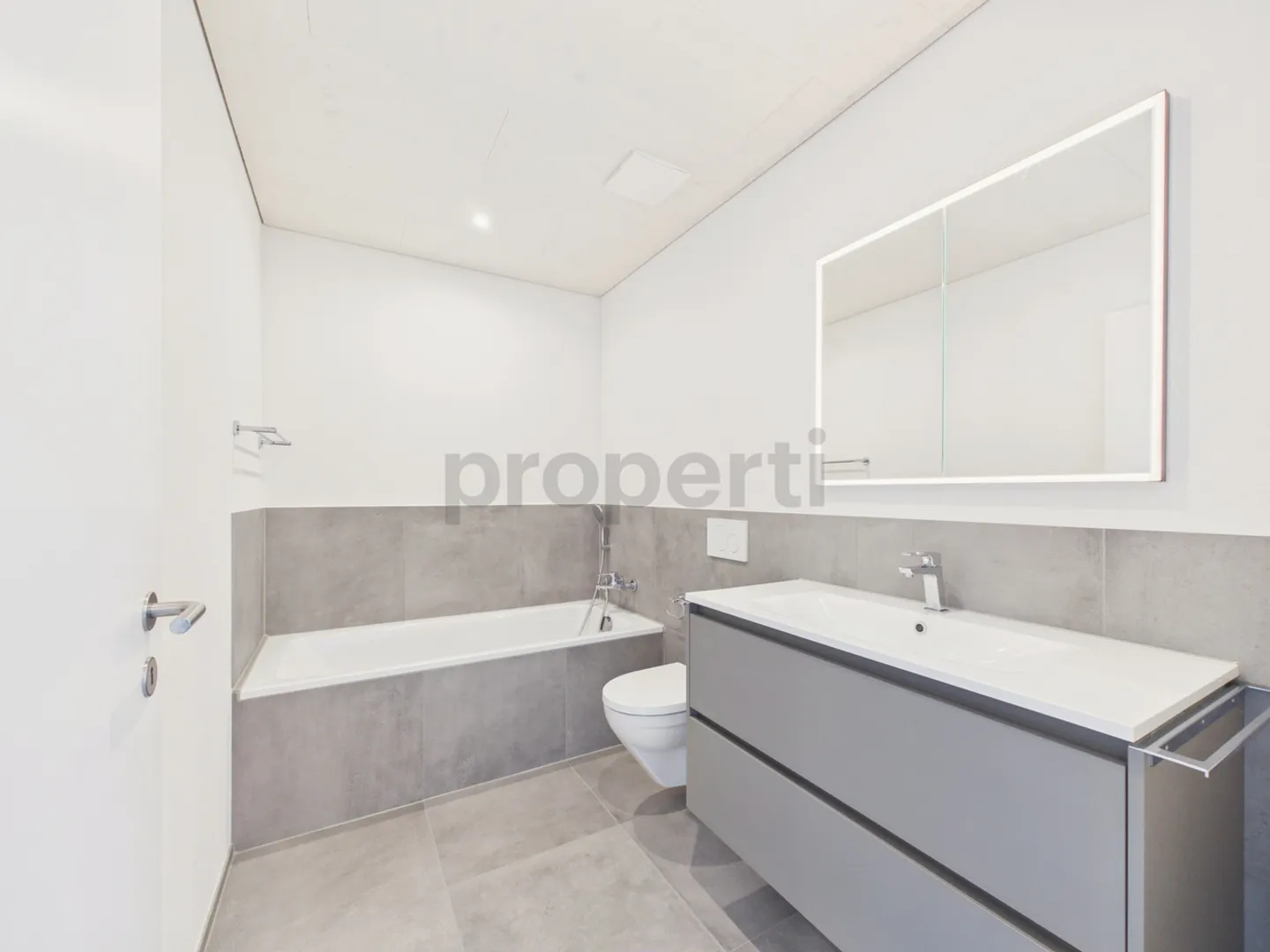 Appartamento moderno di 3,5 stanze con posizione privilegiata a Rohrbachgraben - Foto 8 di 13