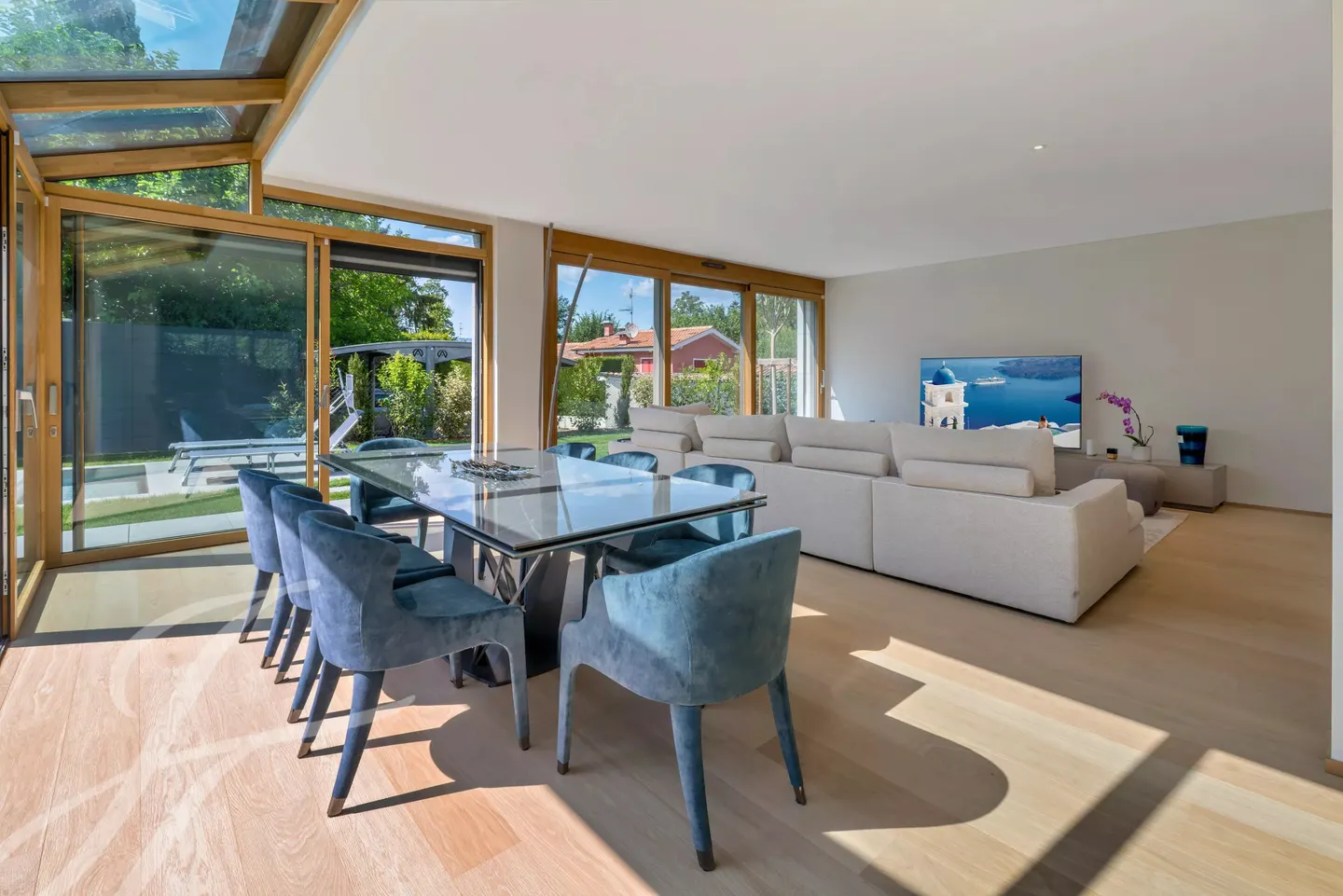 Moderne Detached Villa - Foto 6 von 18