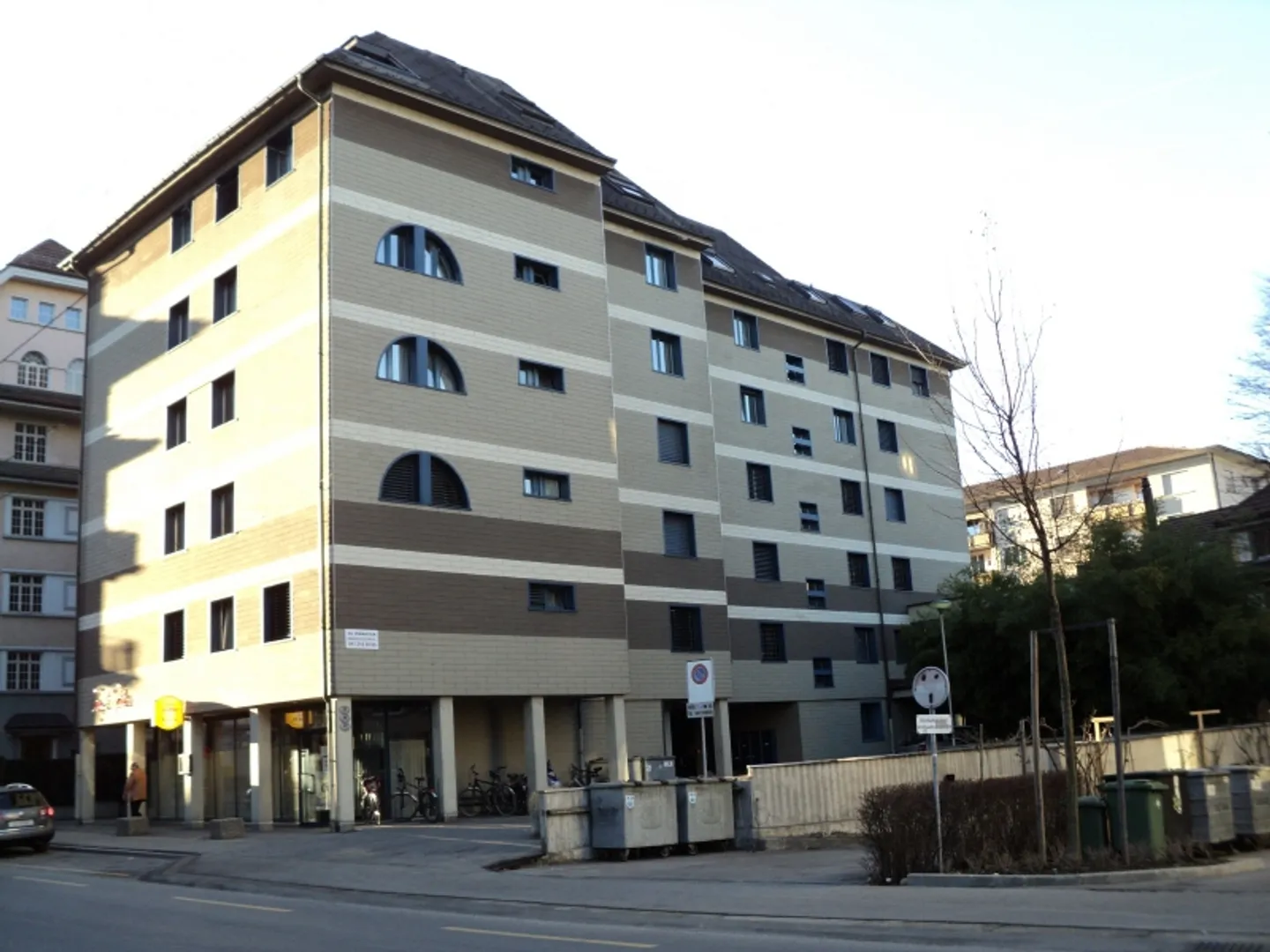 Parking space in the city of Lucerne - Photo 2 of 2