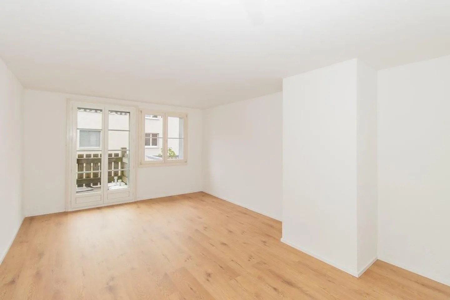 Appartement 3.5 pièces récemment rénové dans un emplacement privilégié - Photo 6 sur 8