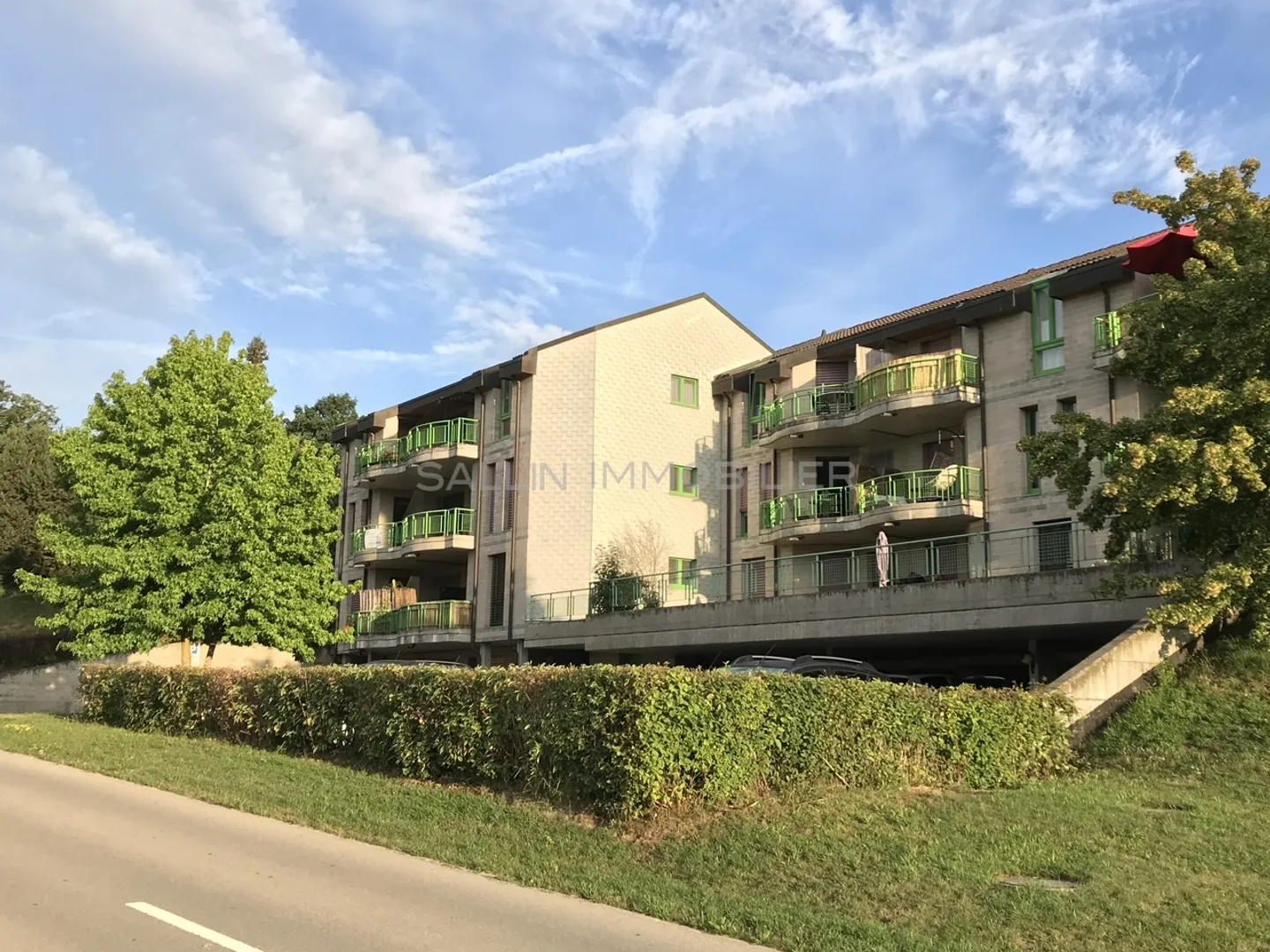 RENOVIERTES 2½-ZIMMER-APARTMENT IN EINER RUHIGEN WOHNANLAGE - Foto 1 von 11