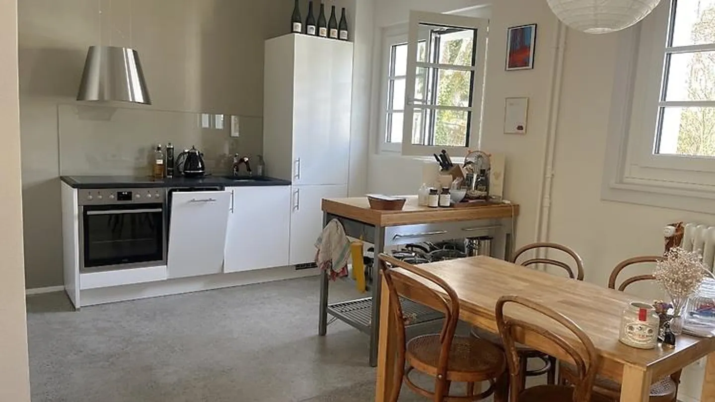 APPARTEMENT 2½ PIÈCES À BERNE - SULGENAU, MEUBLÉ, TEMPORAIRE - Photo 5 sur 8