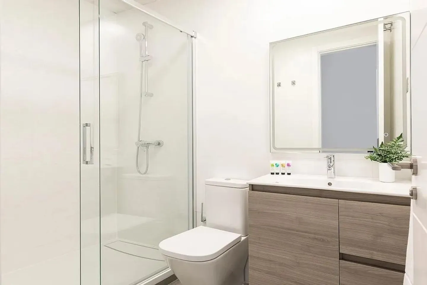 Modernes Apartment mit Annehmlichkeiten - Foto 5 von 5