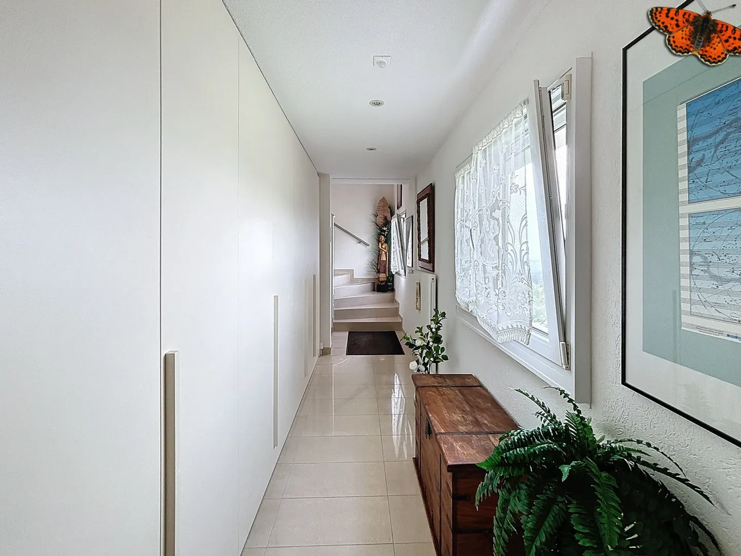 Spacious detached villa for sale! - Photo 7 of 17