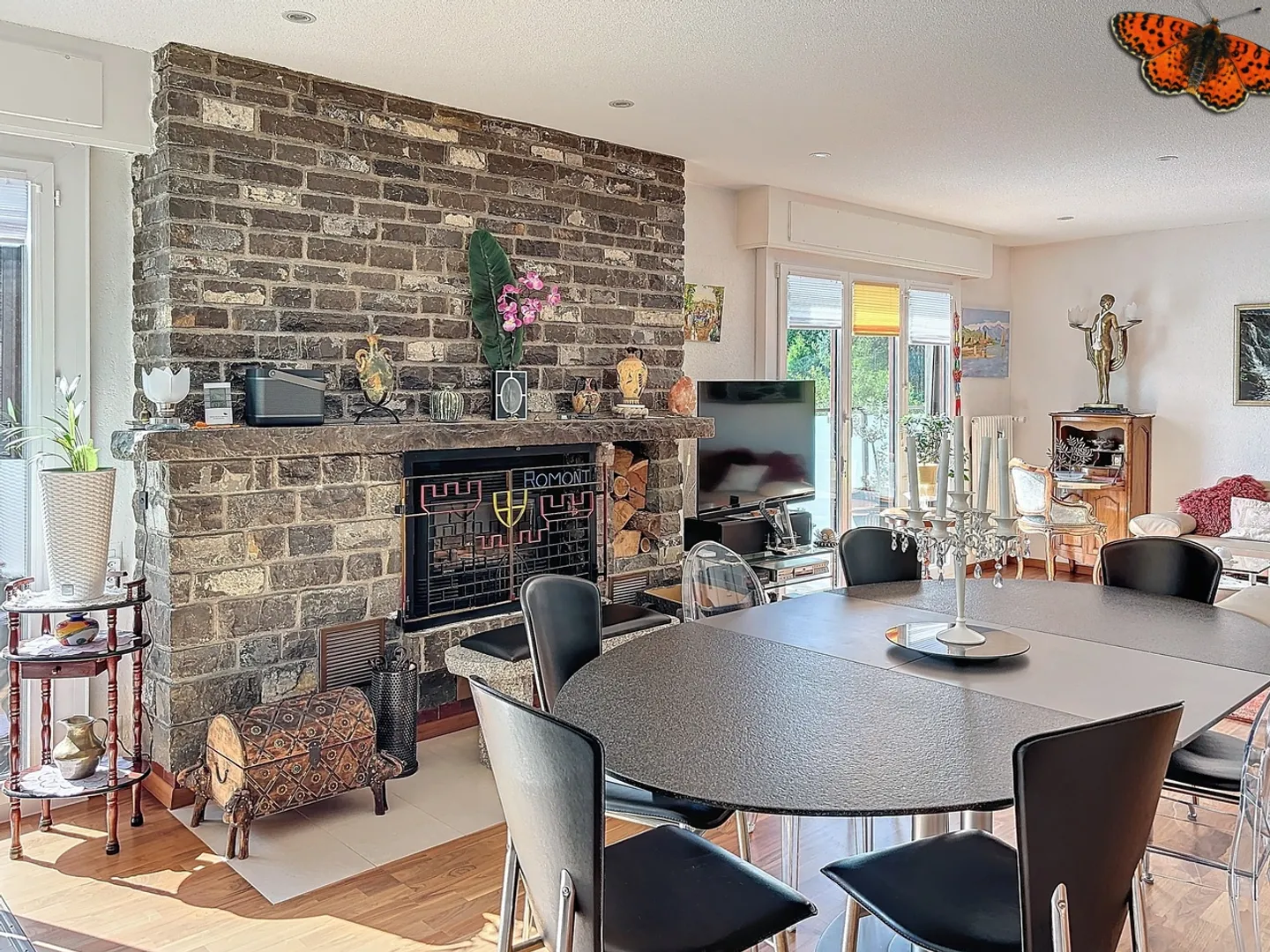 Spacious detached villa for sale! - Photo 10 of 17