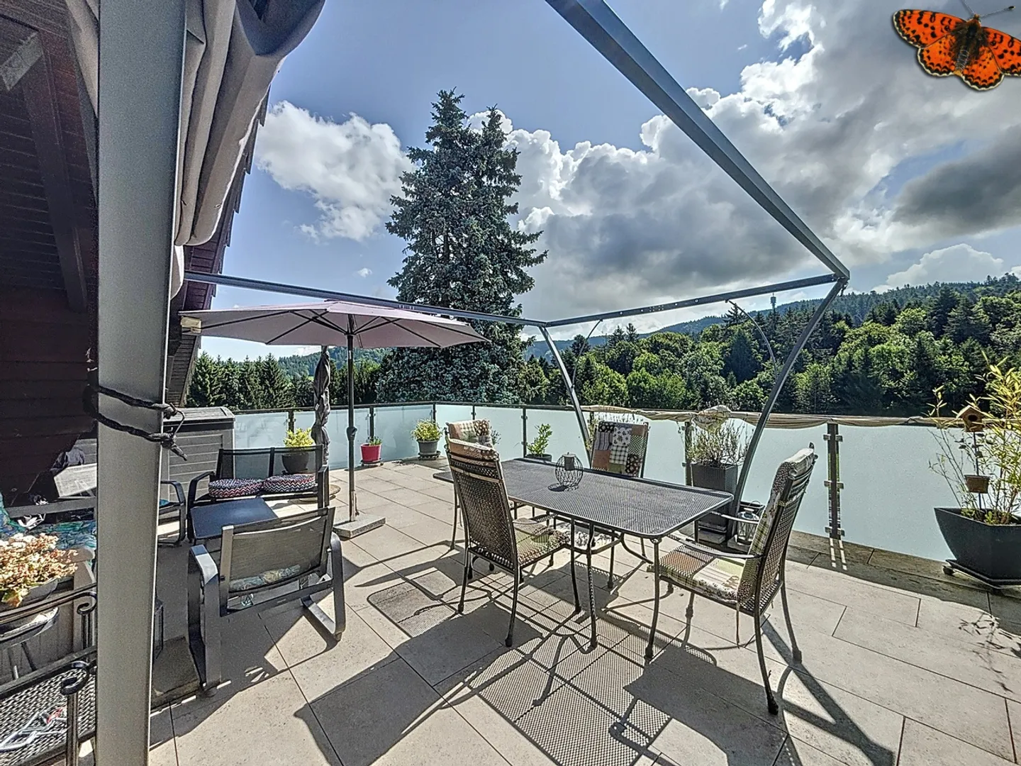 Spacious detached villa for sale! - Photo 13 of 17