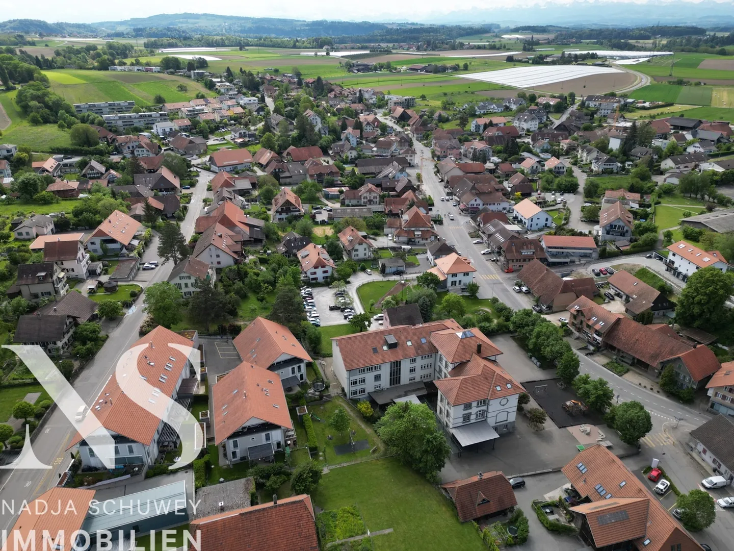 Triplex mit Garten in Kerzers - Foto 11 von 11